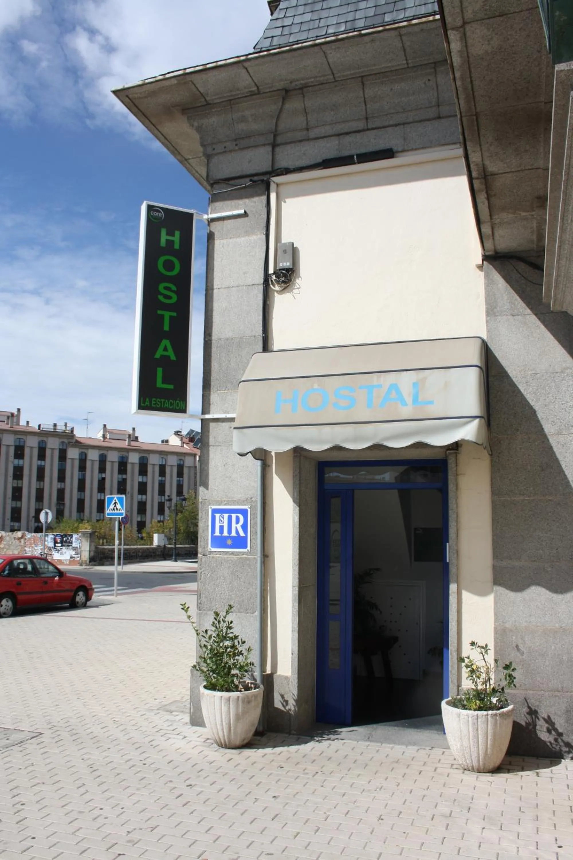 Facade/entrance in Hostal La Estación