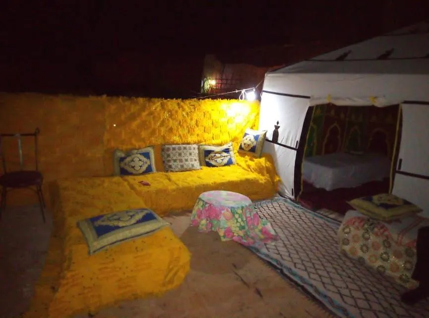 Bed in Auberge Restaurant TISSILI " Oasis de Fint"