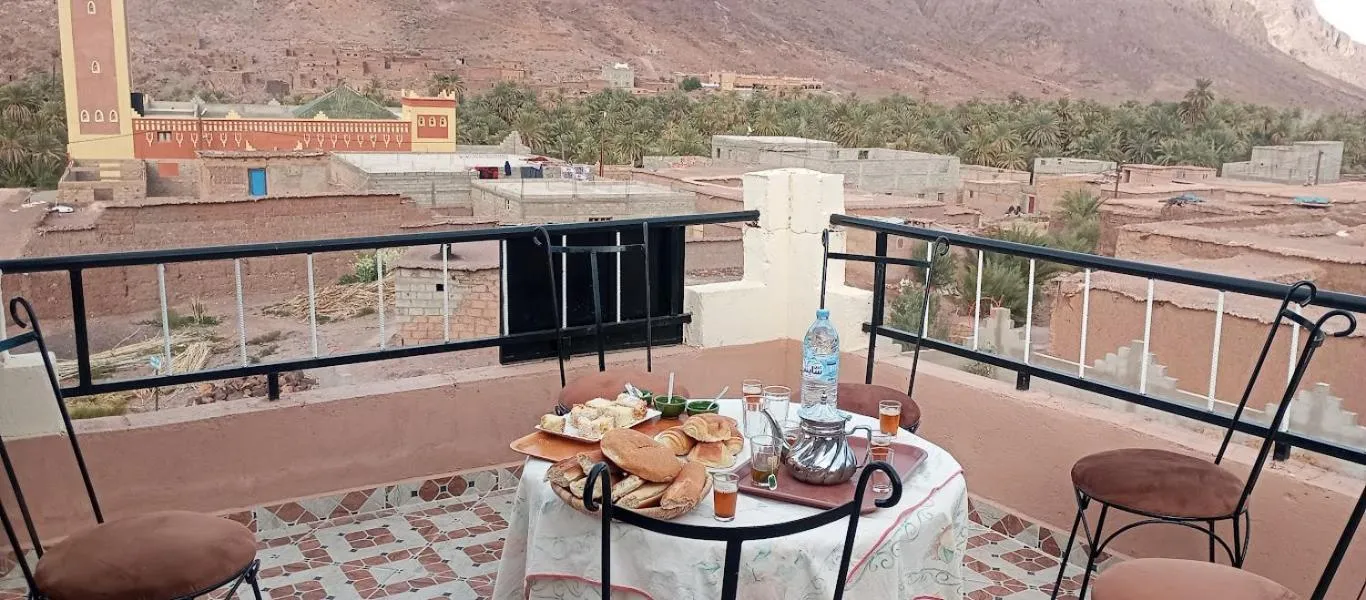 Auberge Restaurant TISSILI " Oasis de Fint"