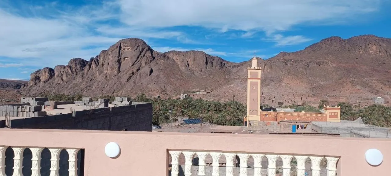 Mountain view in Auberge Restaurant TISSILI " Oasis de Fint"