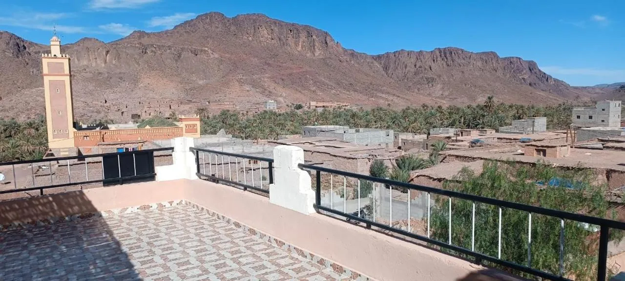 Auberge Restaurant TISSILI " Oasis de Fint"