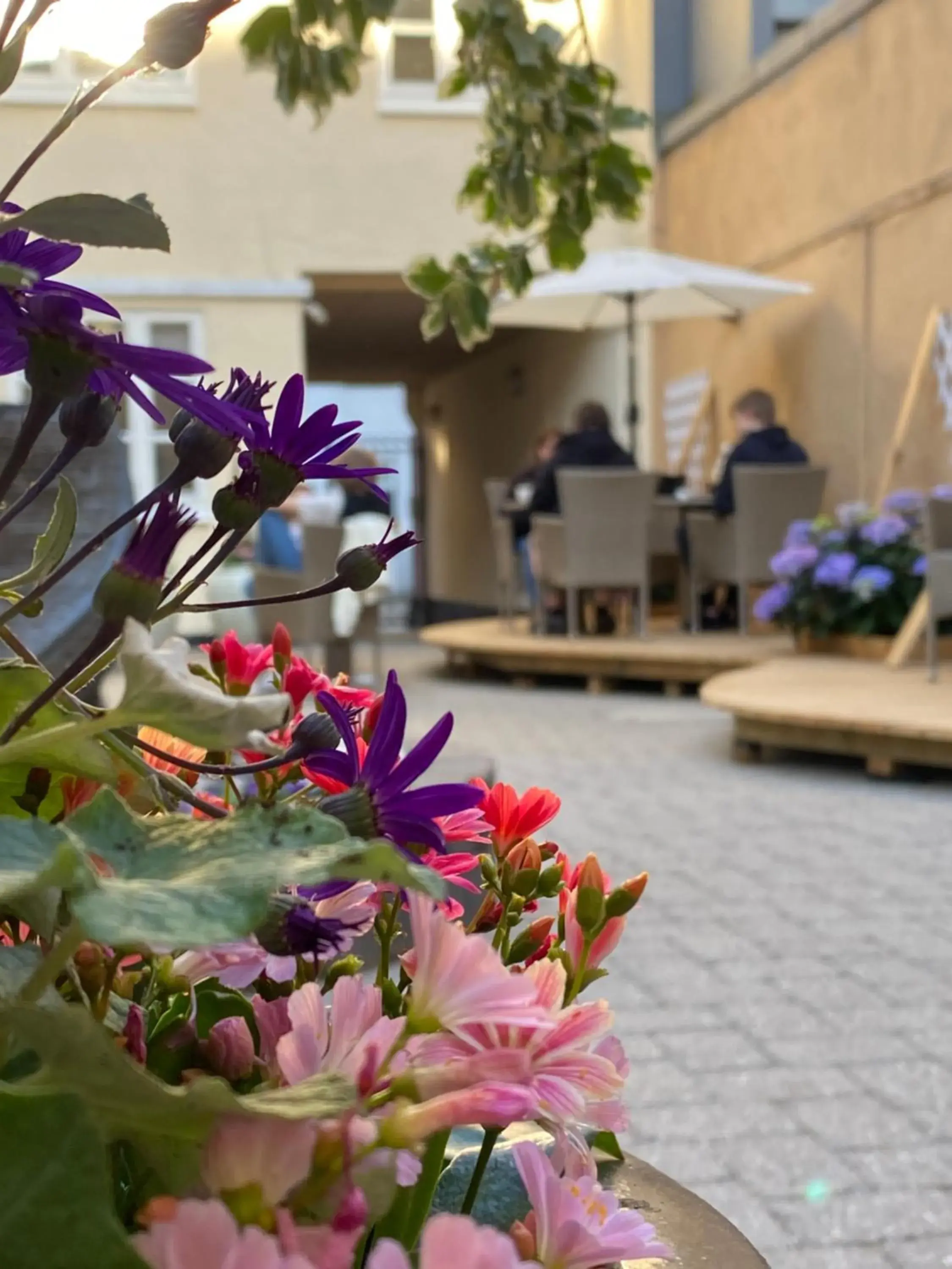 Twin Room (Entrance from street) in Hotel Aarhus City Apartments Twin Room (Entrance from street) in Hotel Aarhus City Apartments