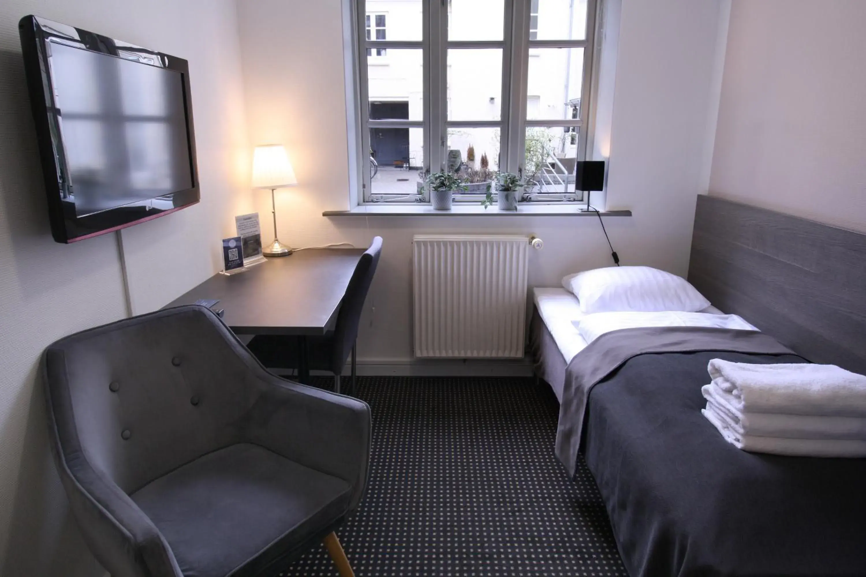 Single Room in Hotel Aarhus City Apartments Single Room in Hotel Aarhus City Apartments