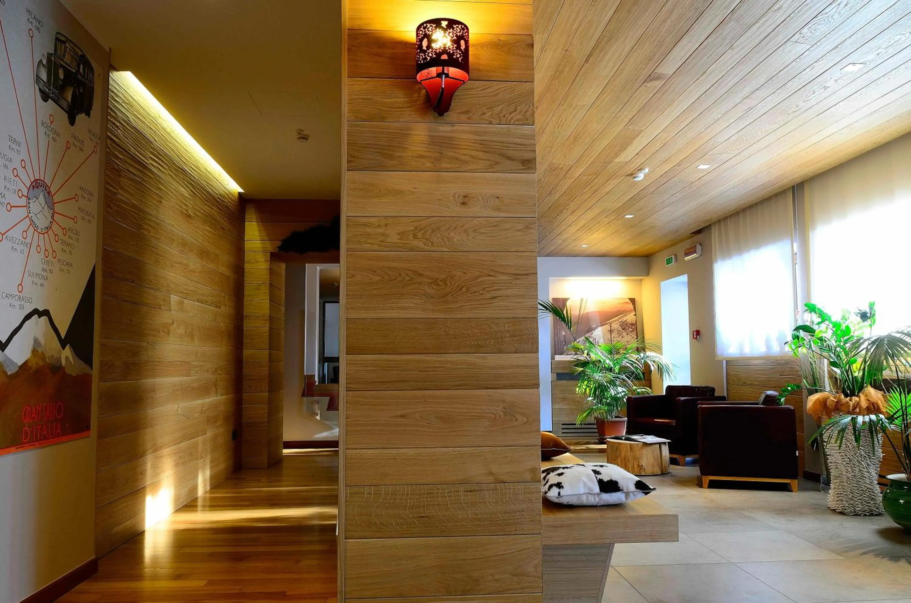 Lobby or reception in Hotel Nido dell'Aquila