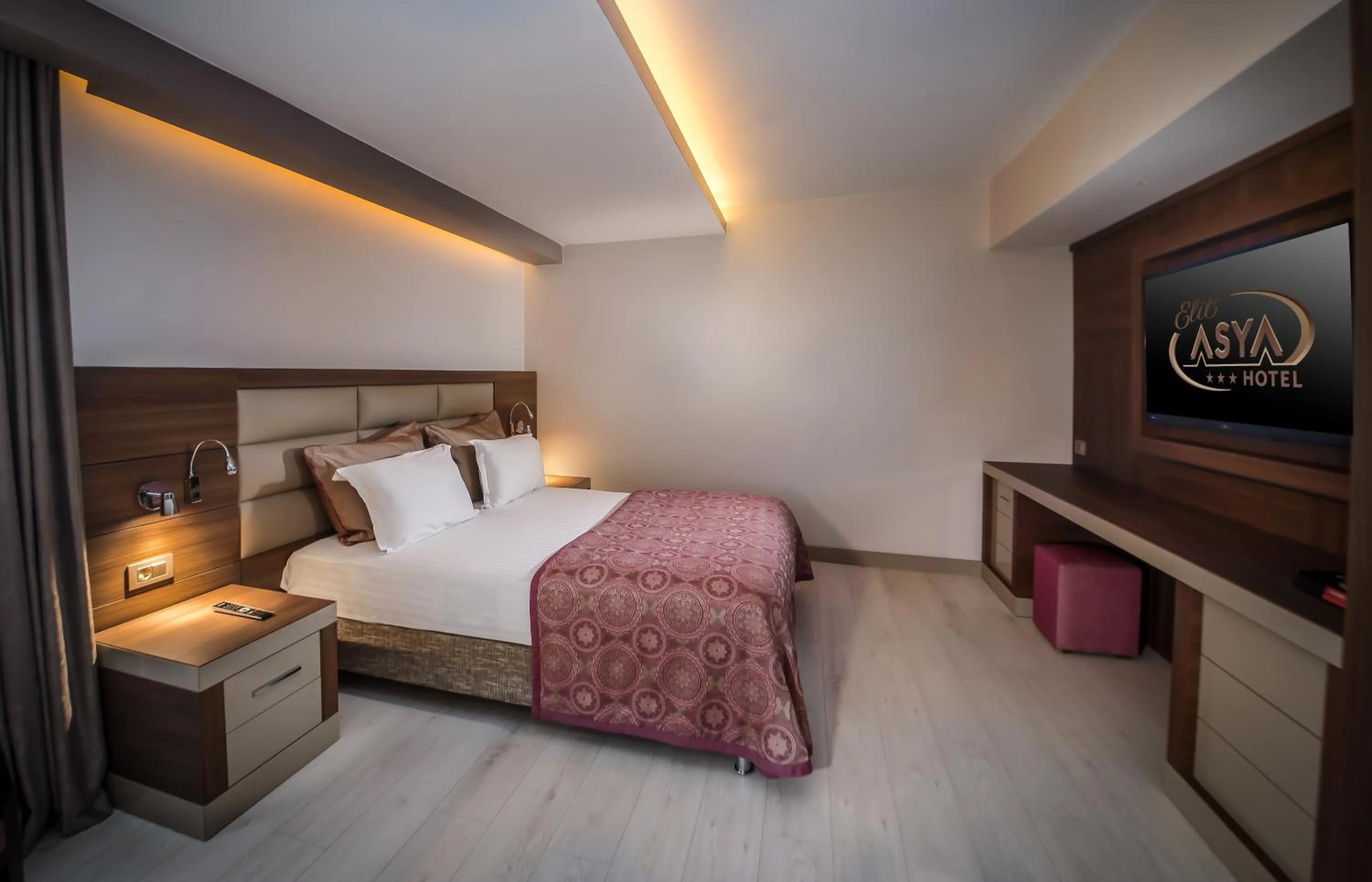 Bed in Elit Asya Hotel