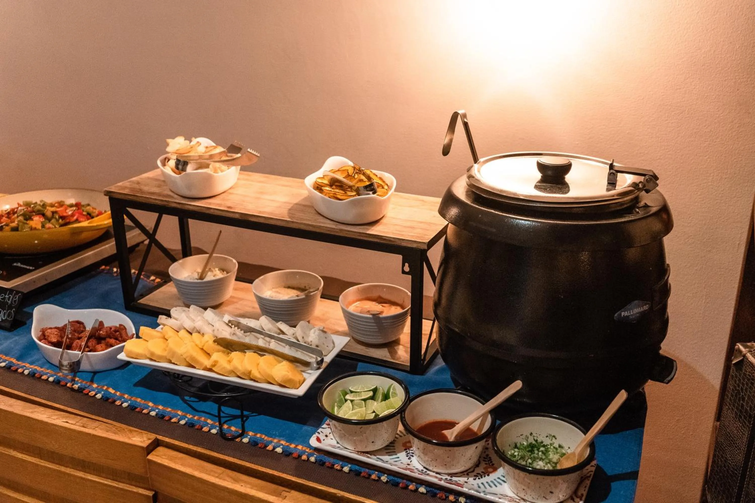 Food and drinks in GHL Arsenal Hotel