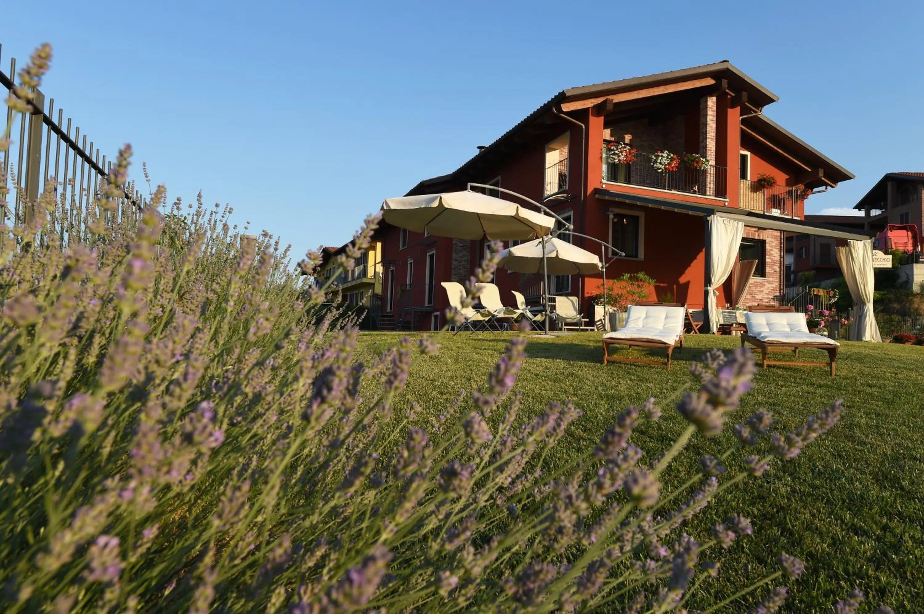 Property building in Villa Vecchio