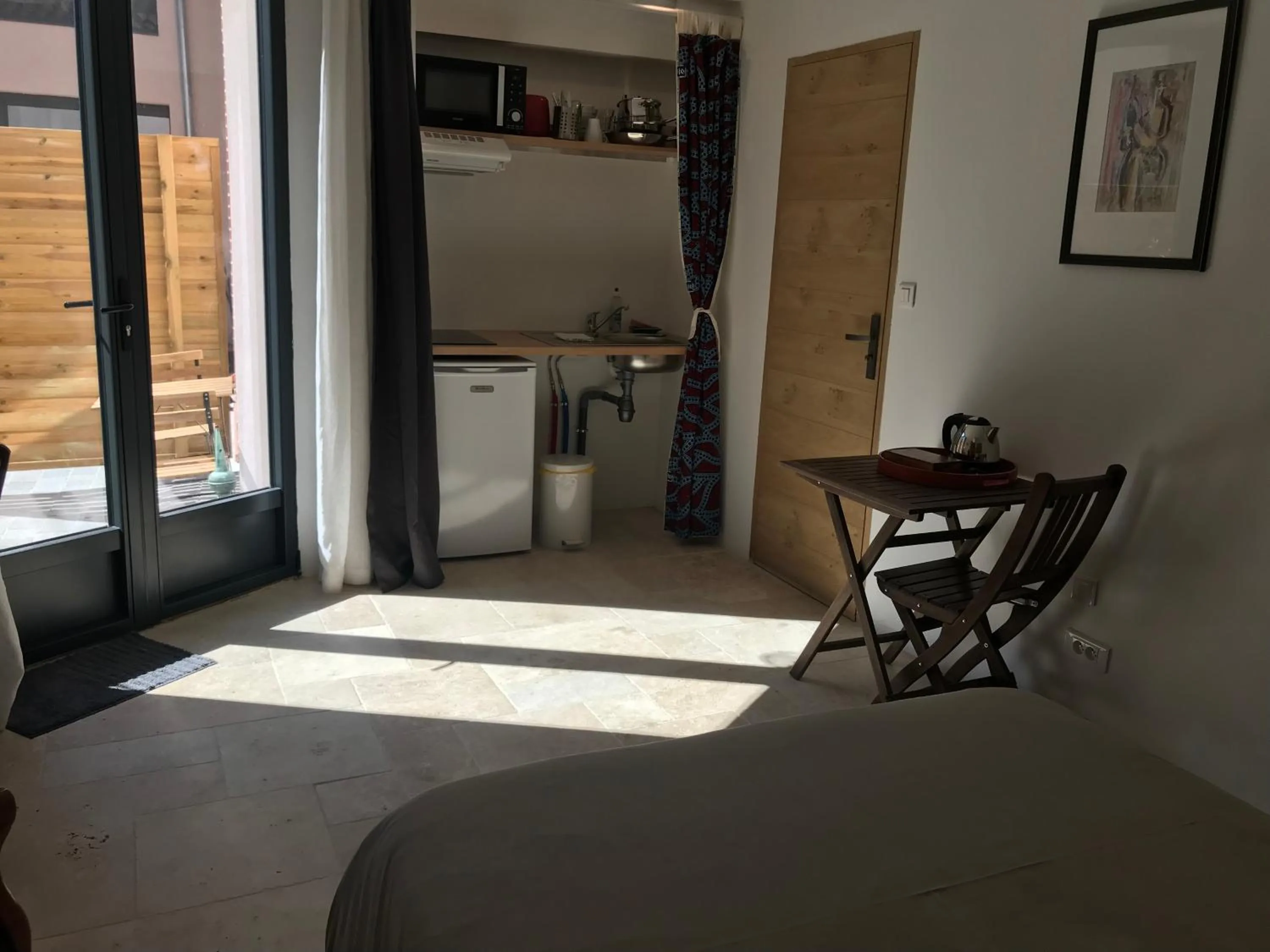 Photo of the whole room in La bulle de Gaston