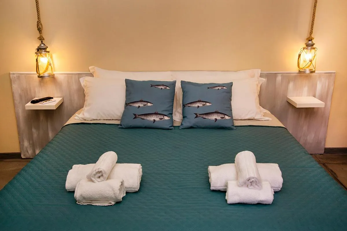 Decorative detail, Bed in L'Antico Borgo Elena Noli