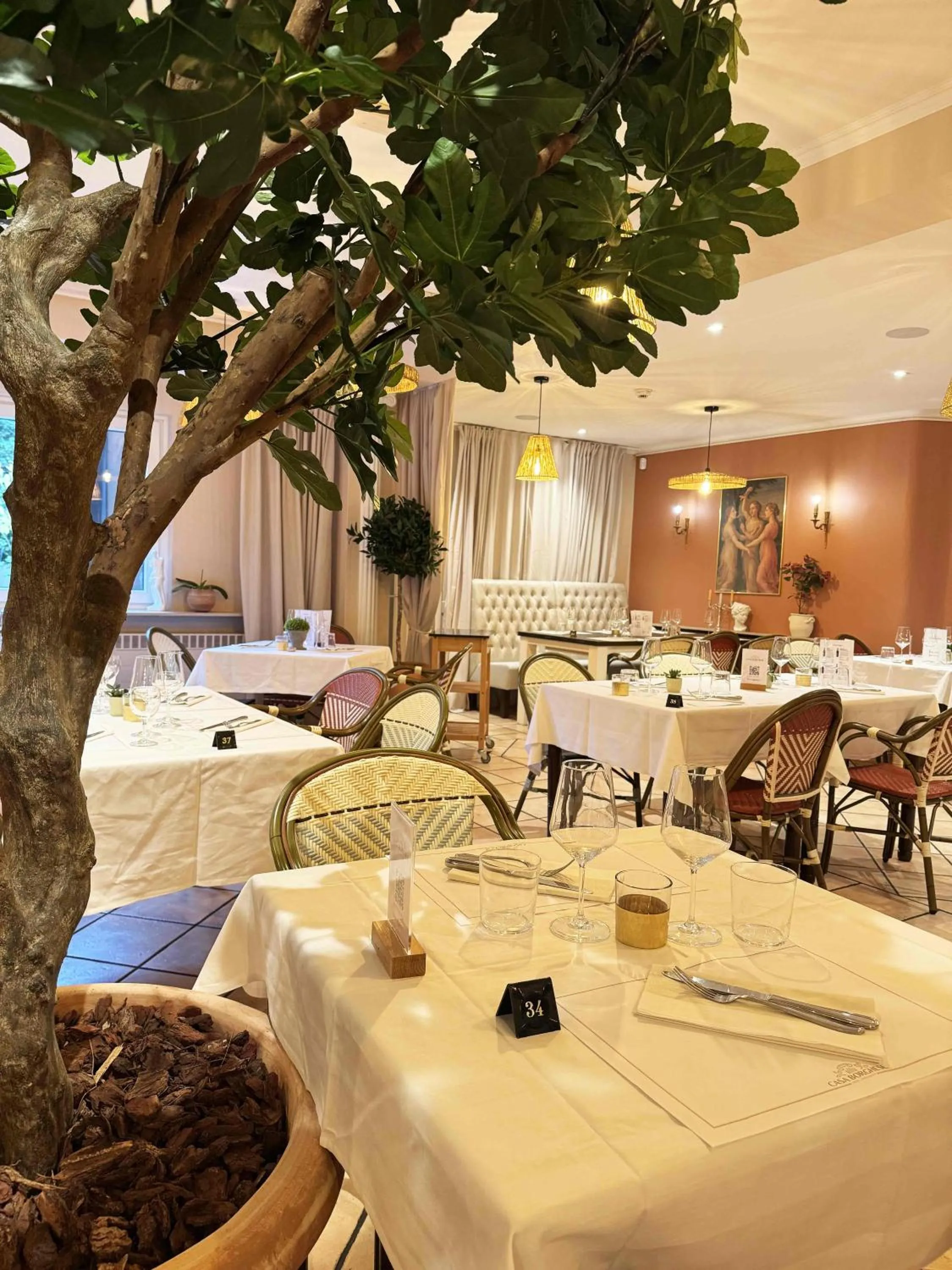Restaurant/places to eat in Hotel Casa Borghese
