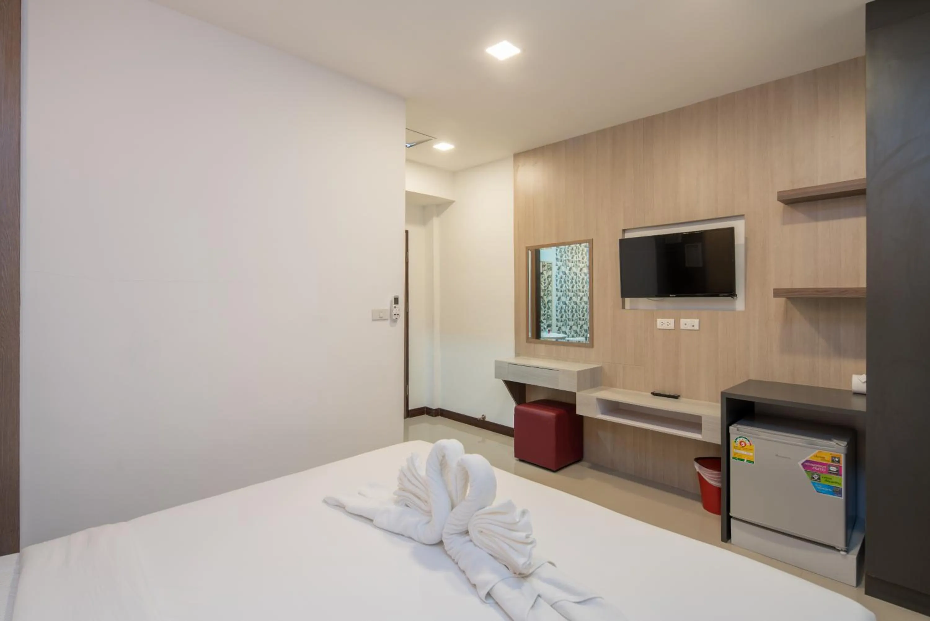 TV and multimedia, Bed in Baan Thai Beach Side Residence, Patong Beach