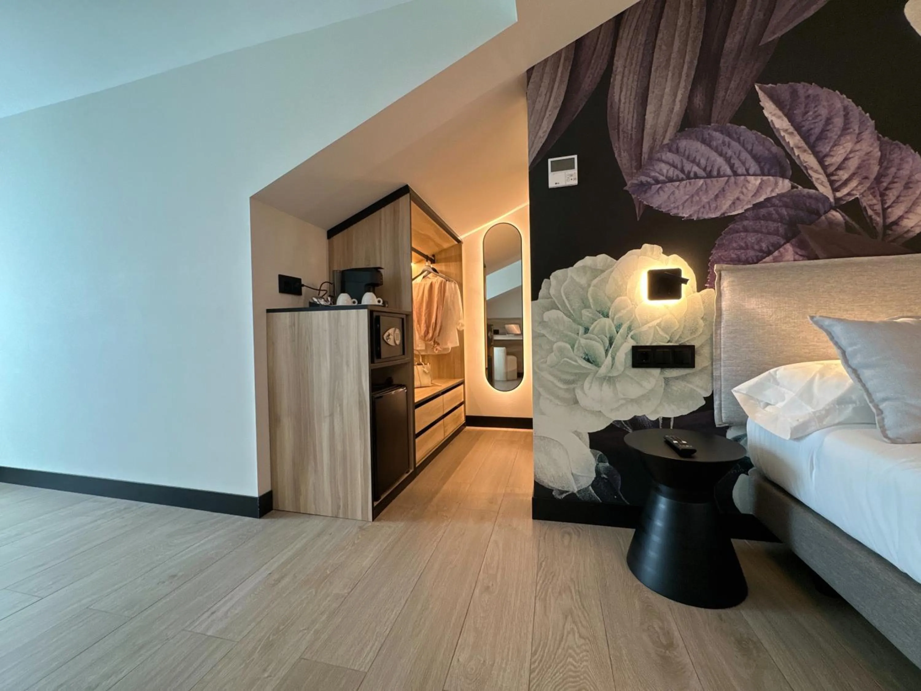 Bedroom, Bed in Hotel Delfin Azul