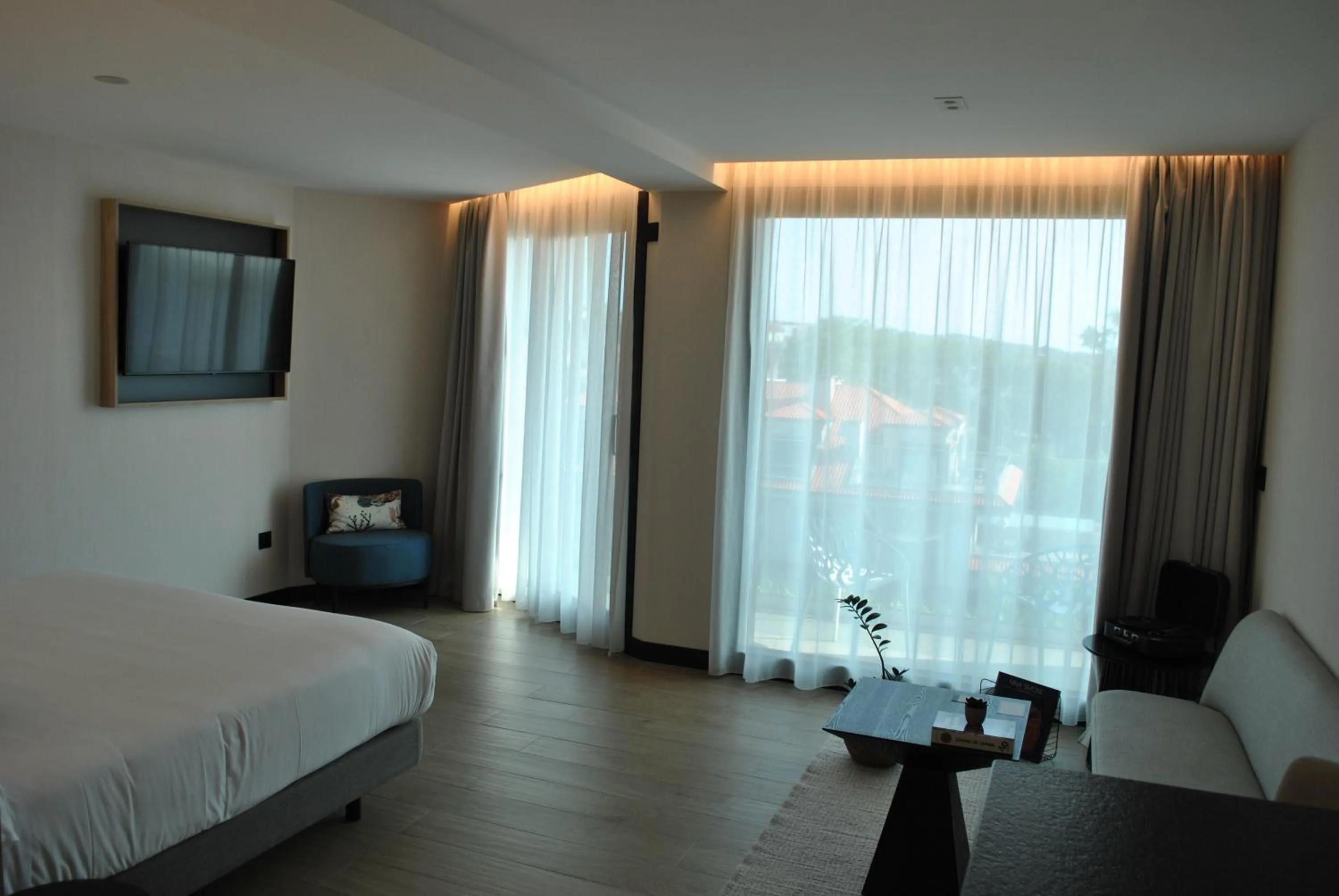 Photo of the whole room, Bed in Hotel Delfin Azul