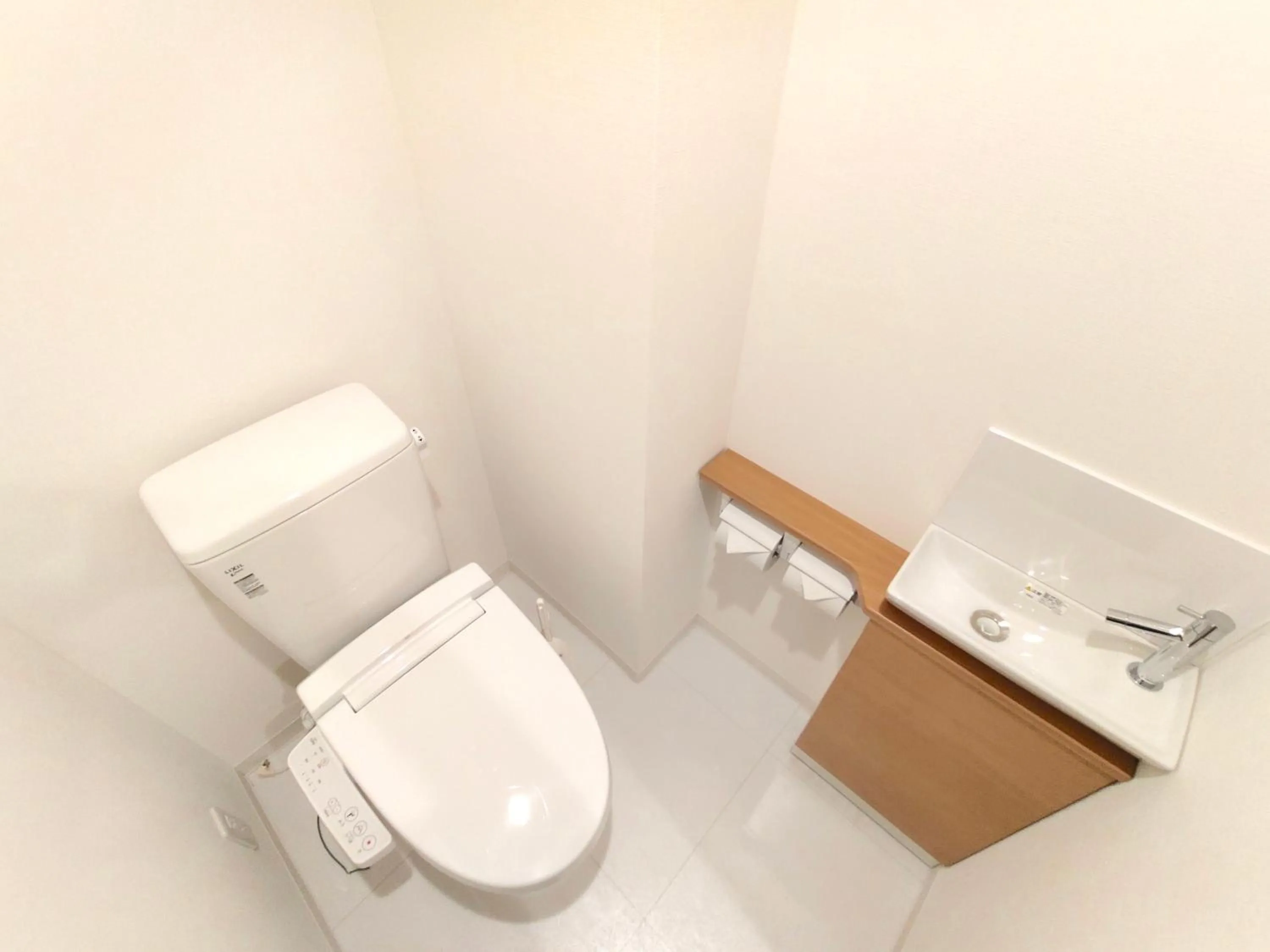 Toilet in LANG Hotel GINZA 1K