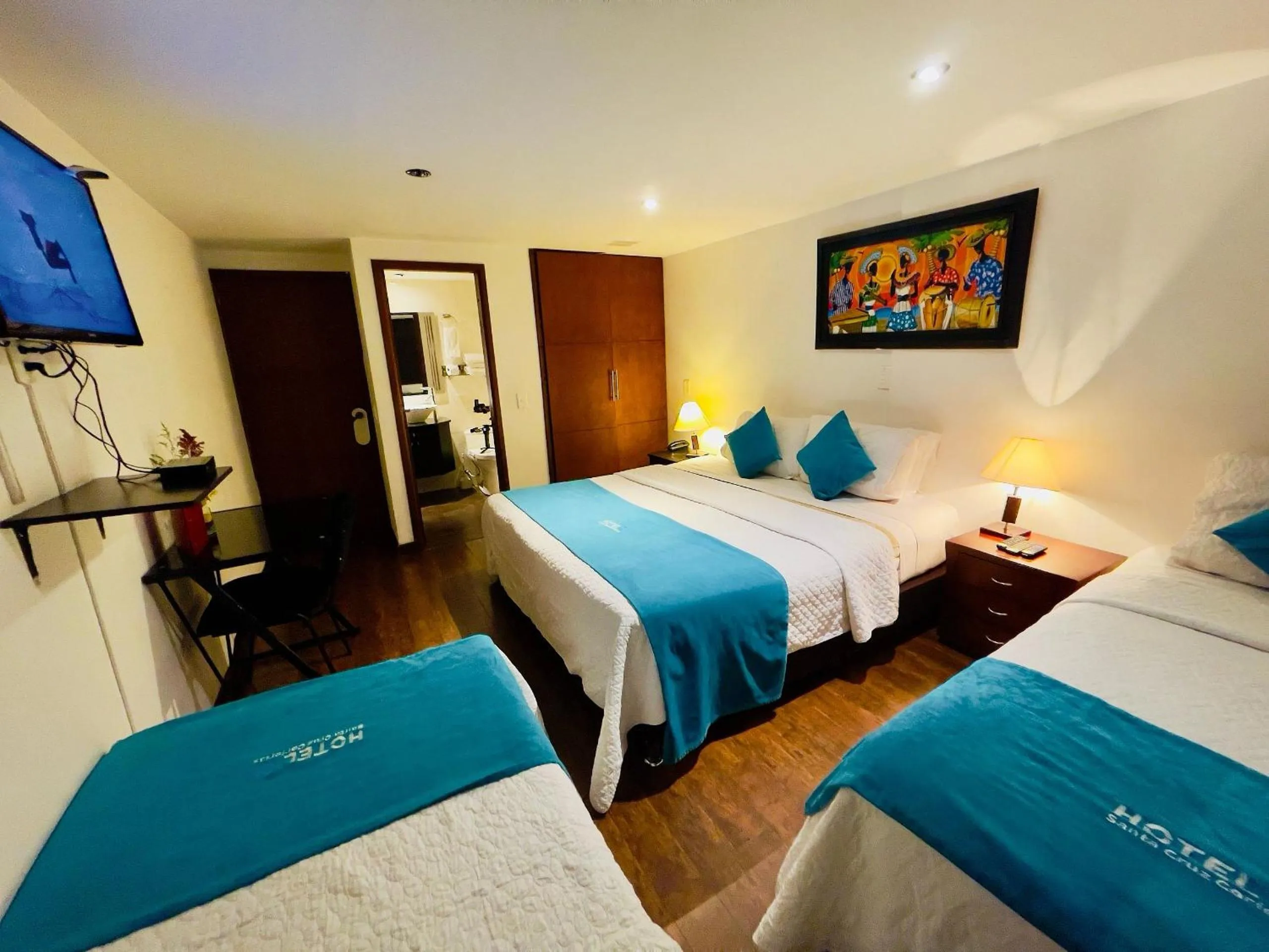 Bedroom, Bed in Hotel Santa Cruz Bogotá