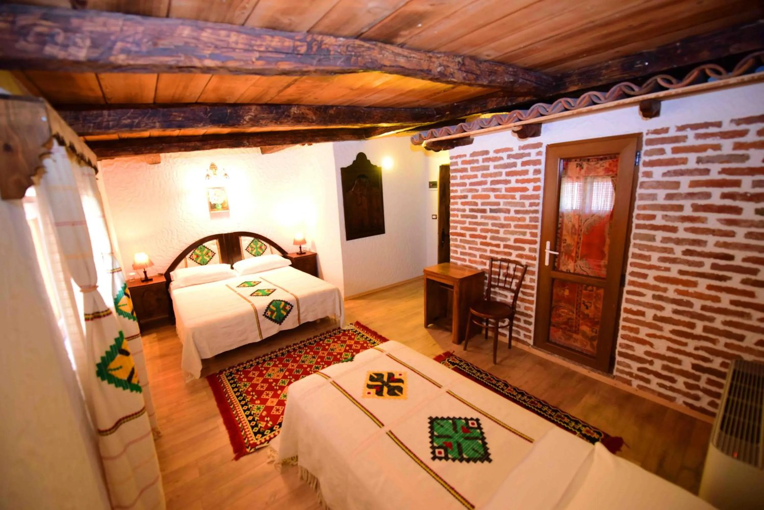 Photo of the whole room, Bed in Hotel Tradita