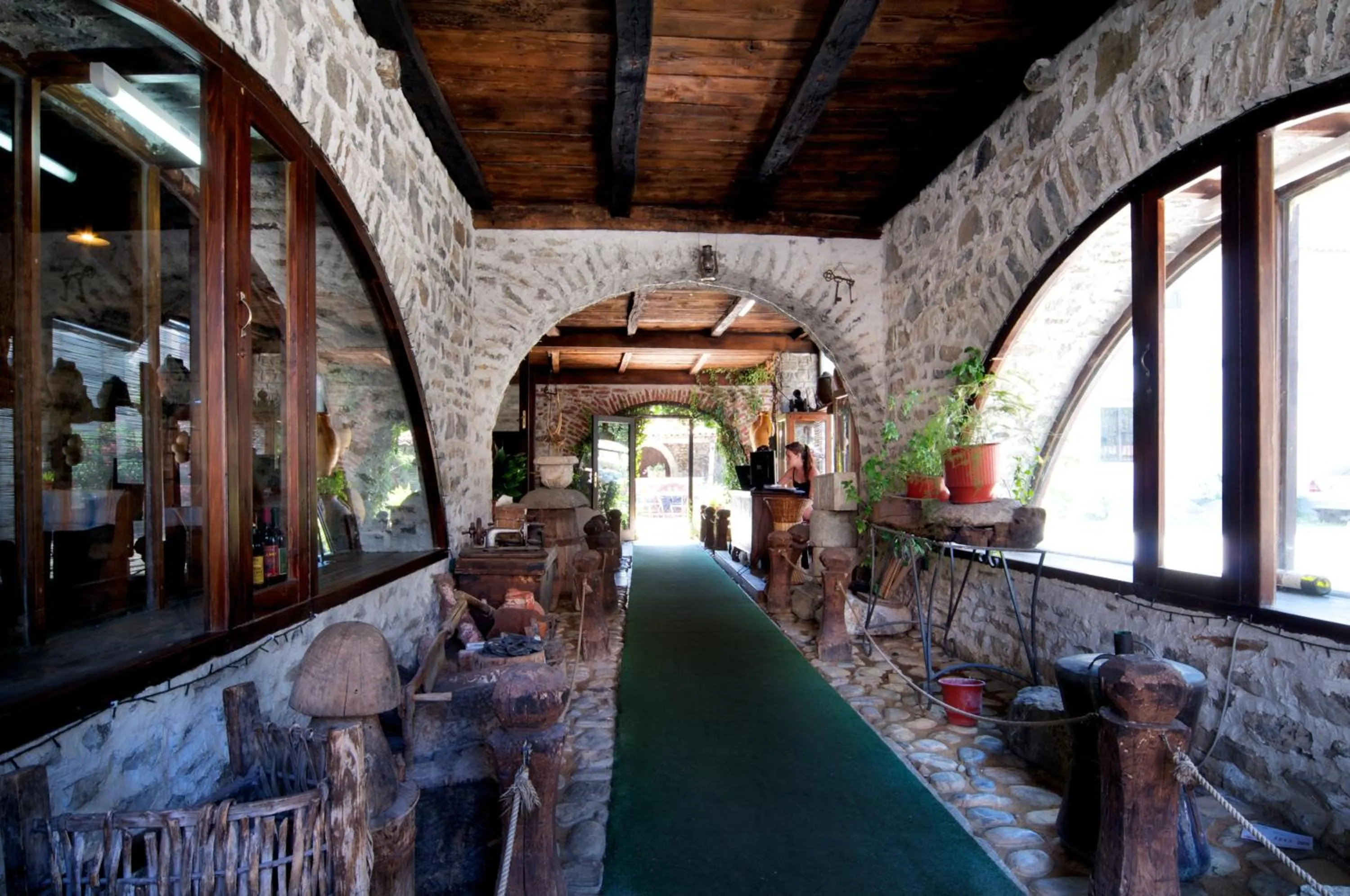 Facade/entrance in Hotel Tradita