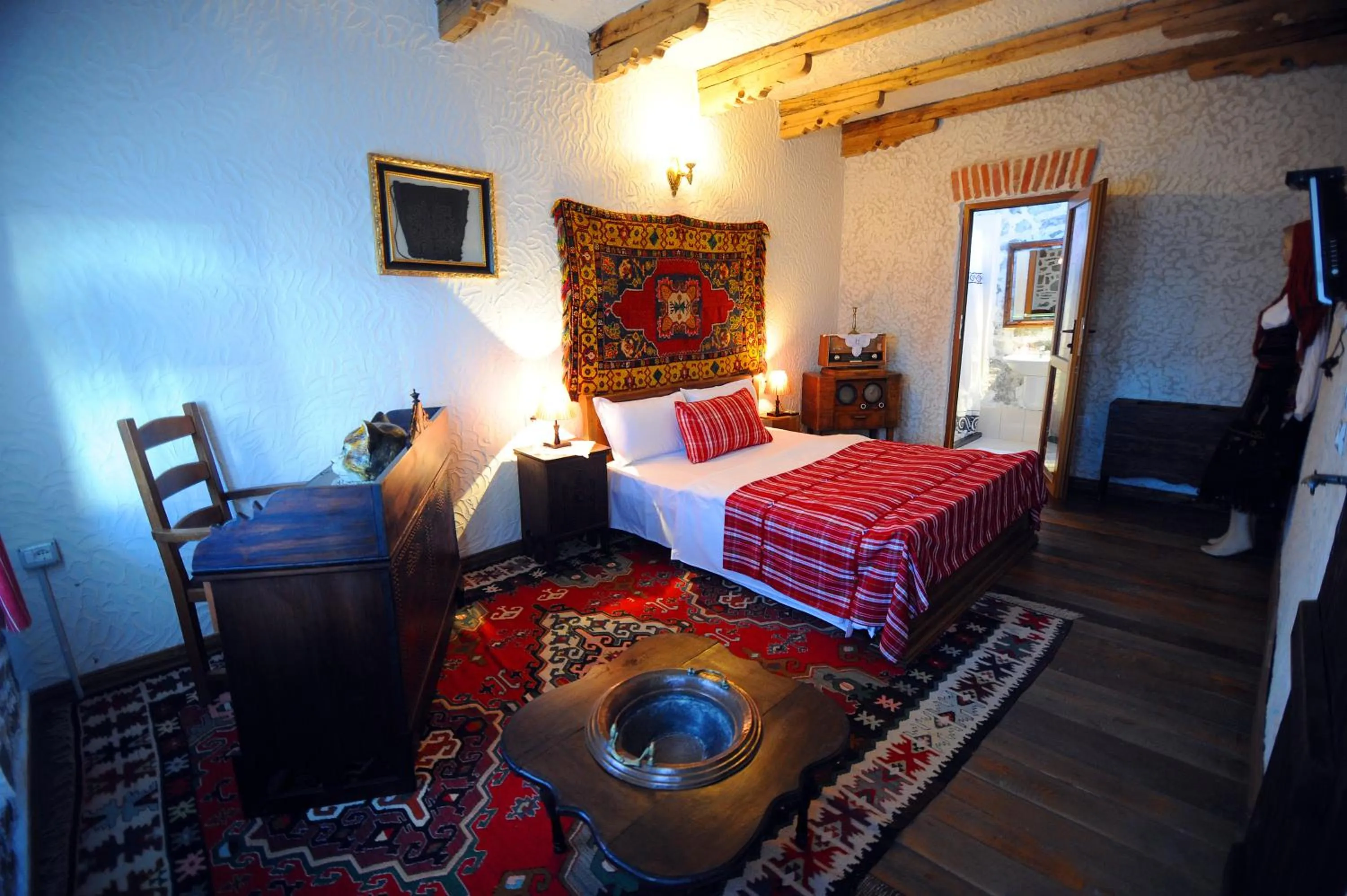 Bedroom, Bed in Hotel Tradita