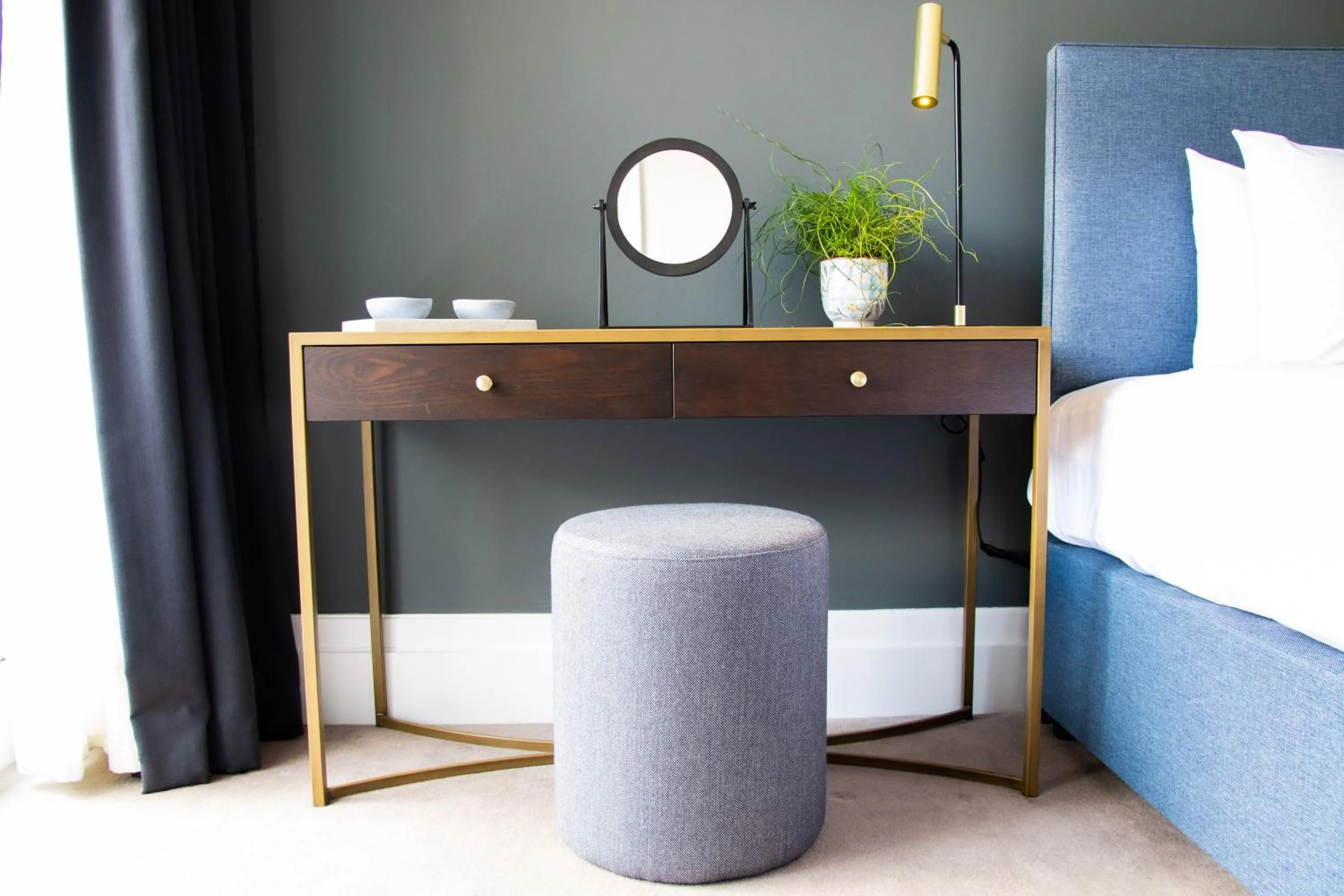 Bedroom, Bed in Native Mayfair