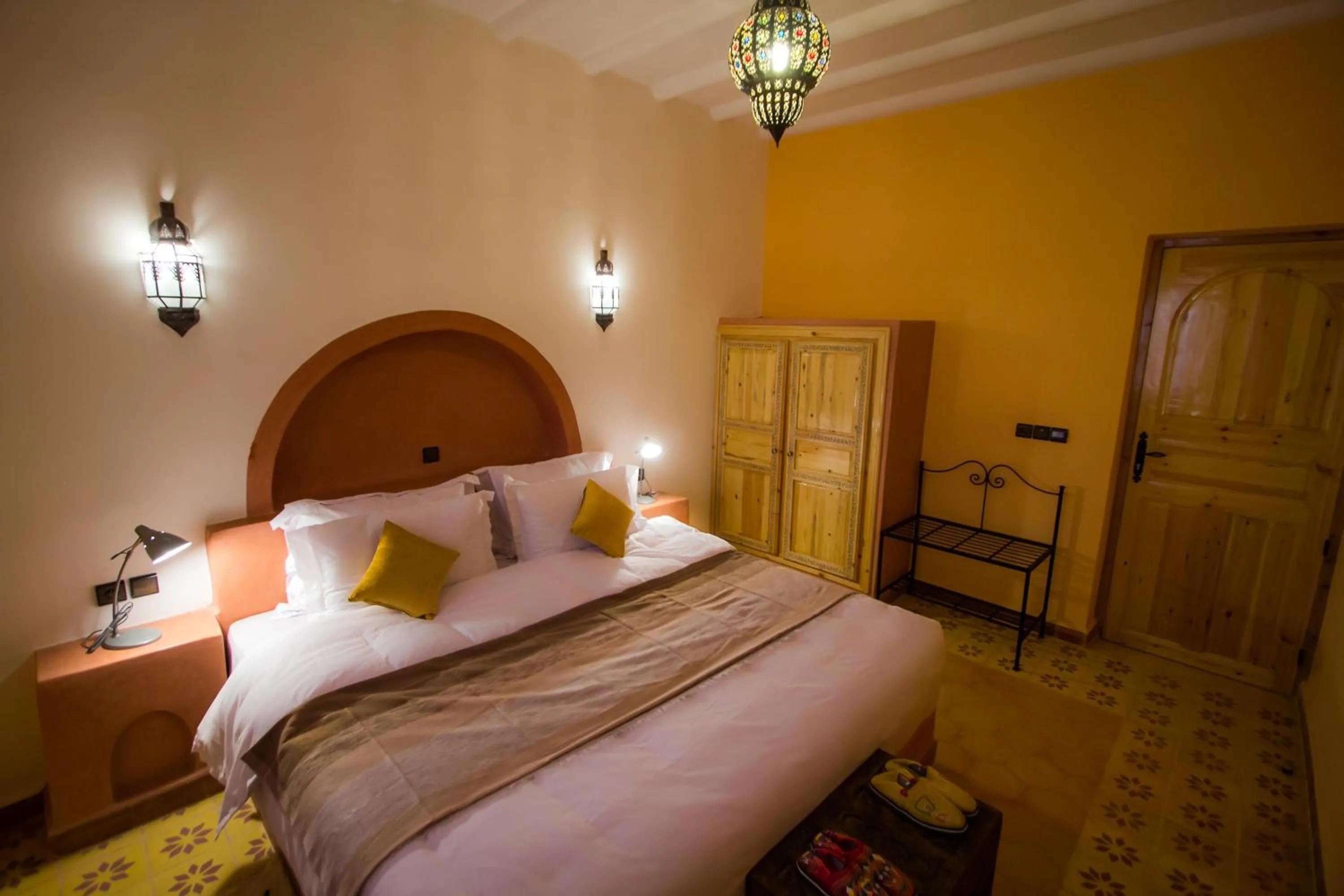 Bed in Hassilabiad Appart Hotel