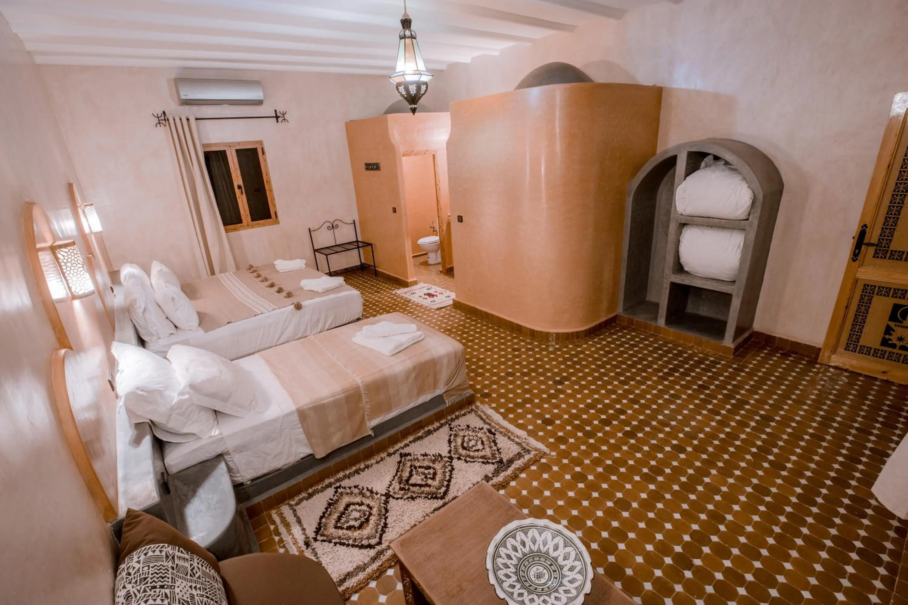 Bed in Hassilabiad Appart Hotel