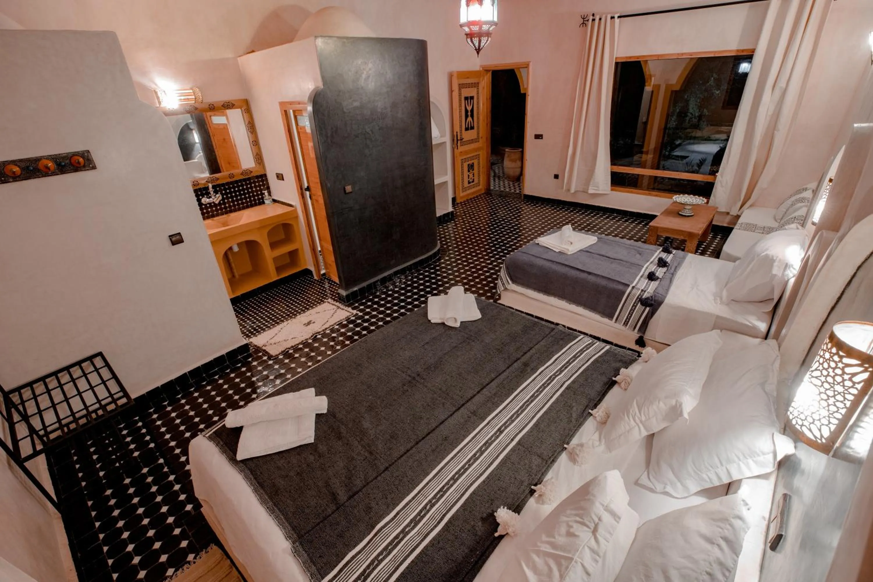 Bed in Hassilabiad Appart Hotel