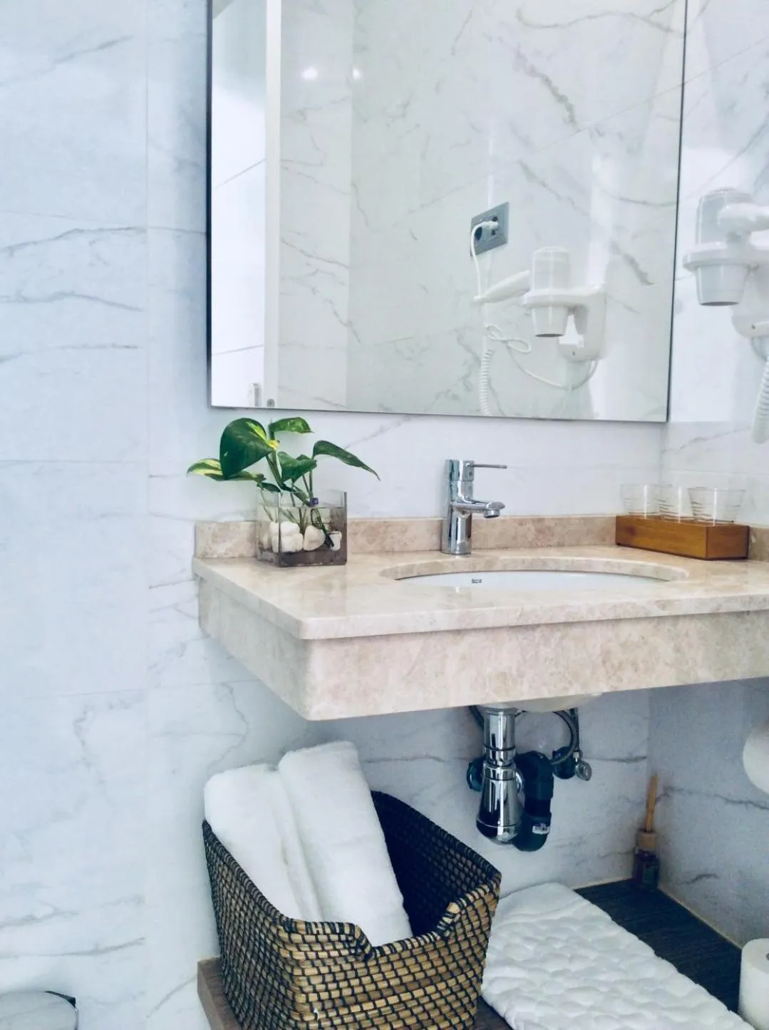 Bathroom in Hostal Palacio Luna