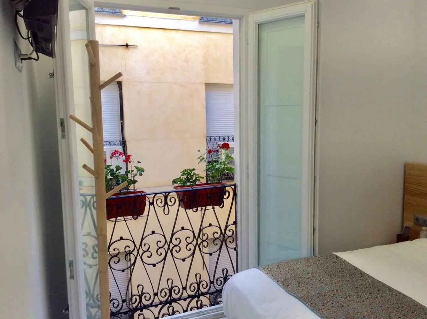 Bed in Hostal Palacio Luna