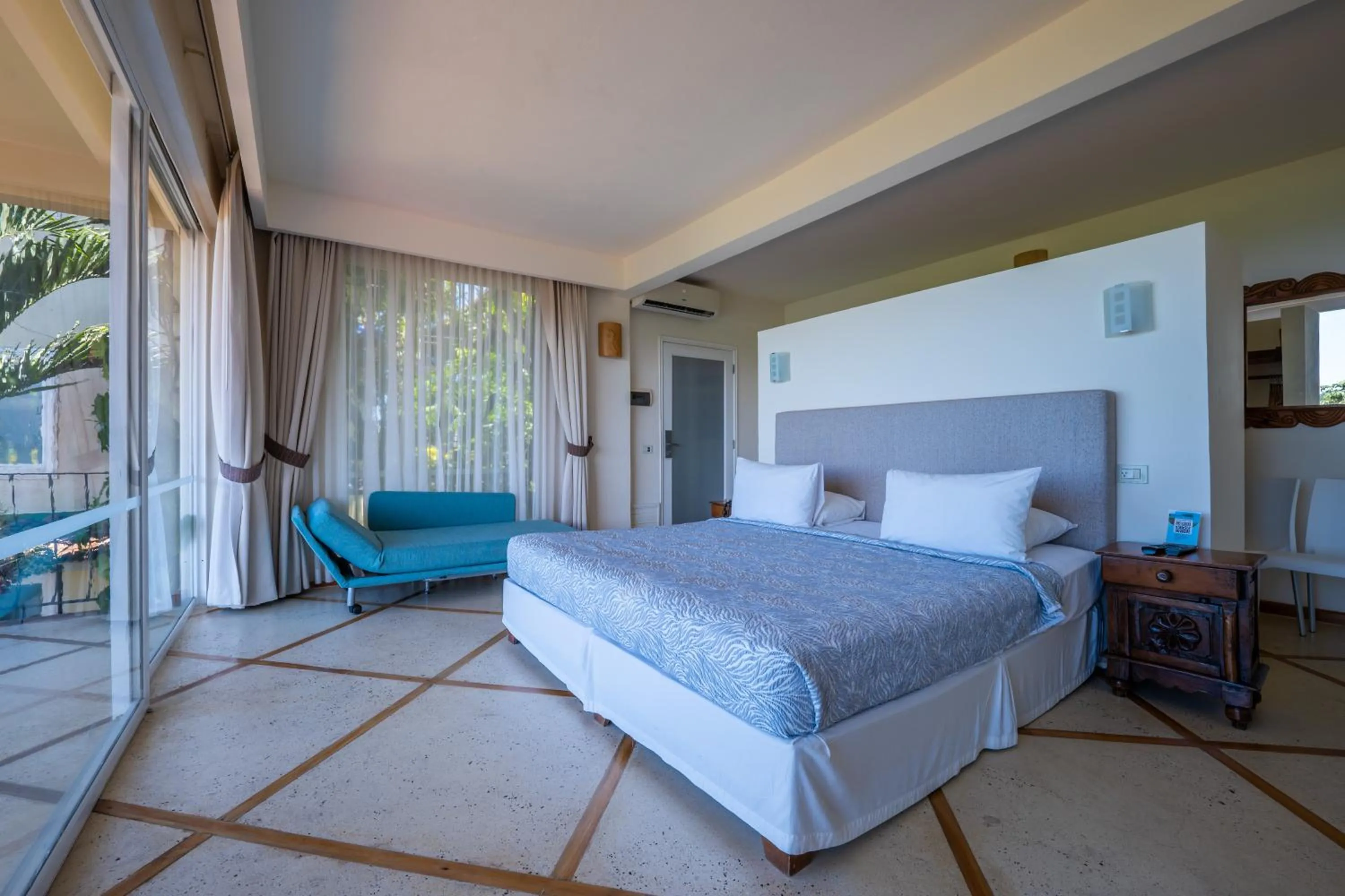 Bed in Hotel La Mariposa