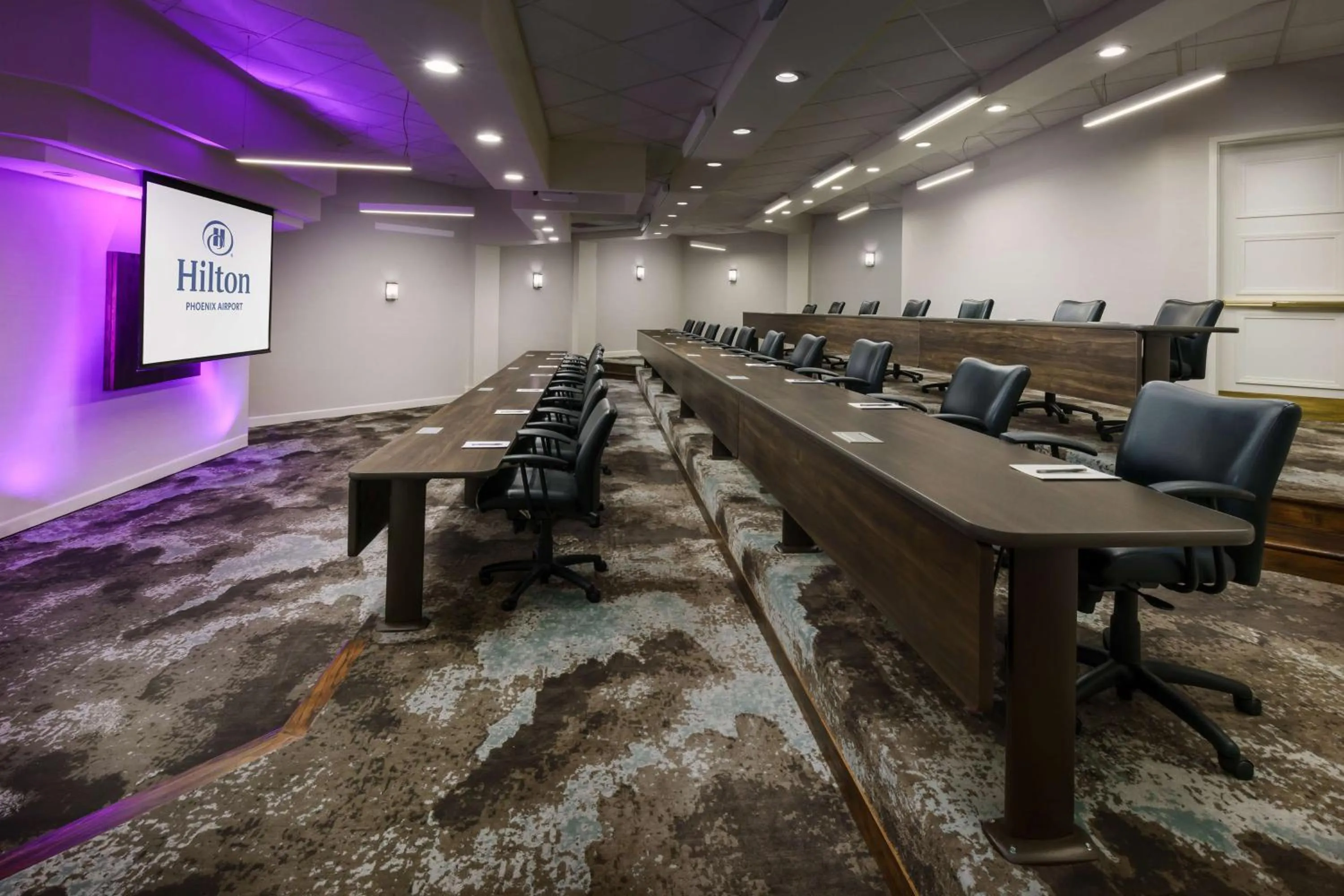 Meeting/conference room in Hilton Phoenix Airport