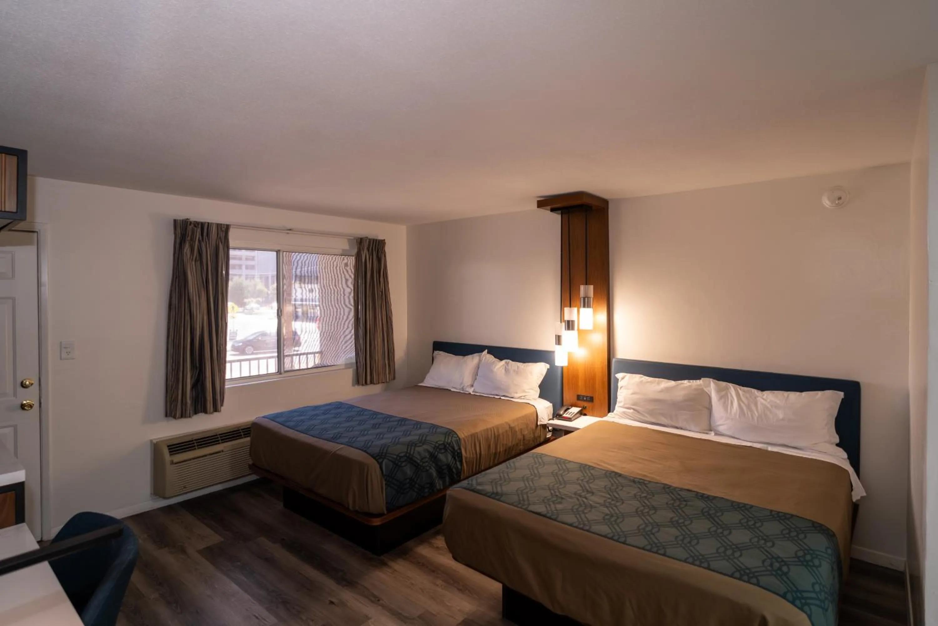 Double Room in Central Phoenix Hotel