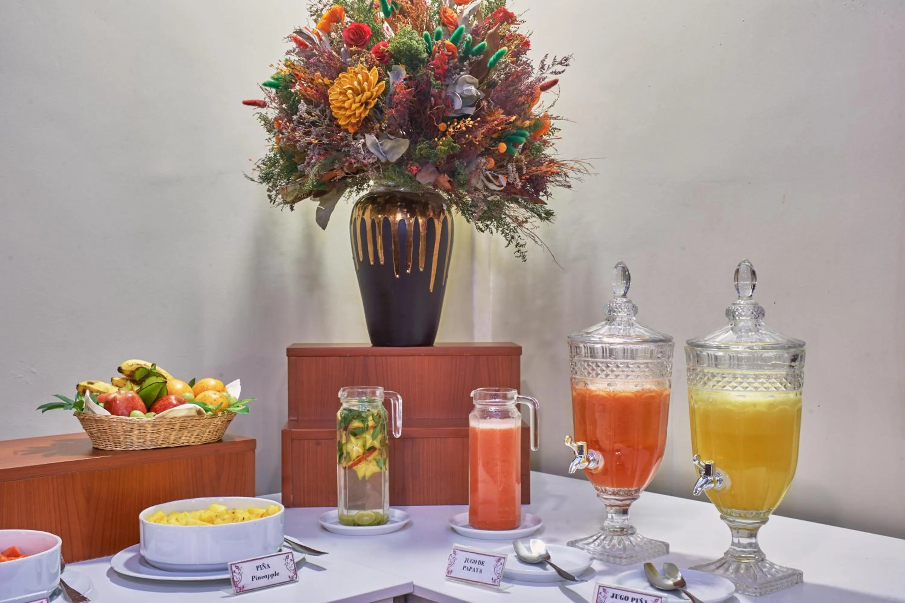 Food and drinks in Xima Arequipa Crismar