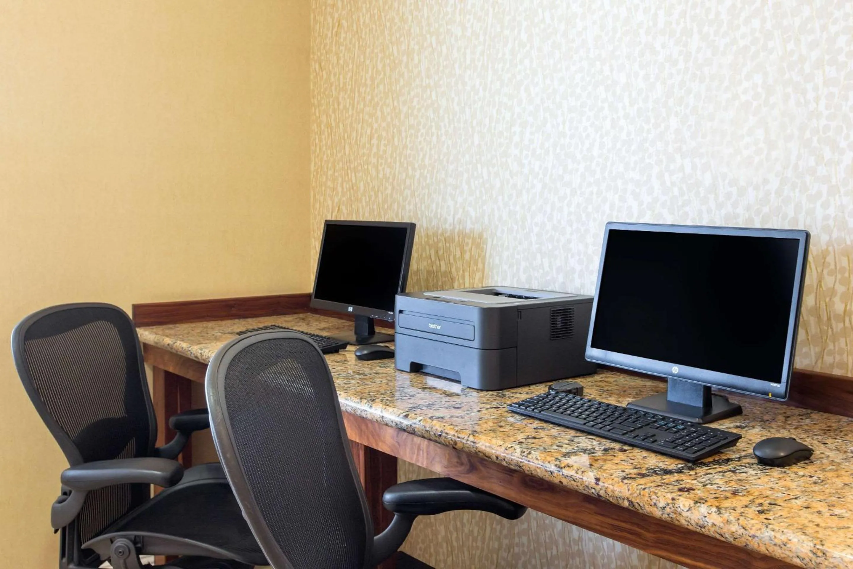 On site in The Oaks Hotel & Suites