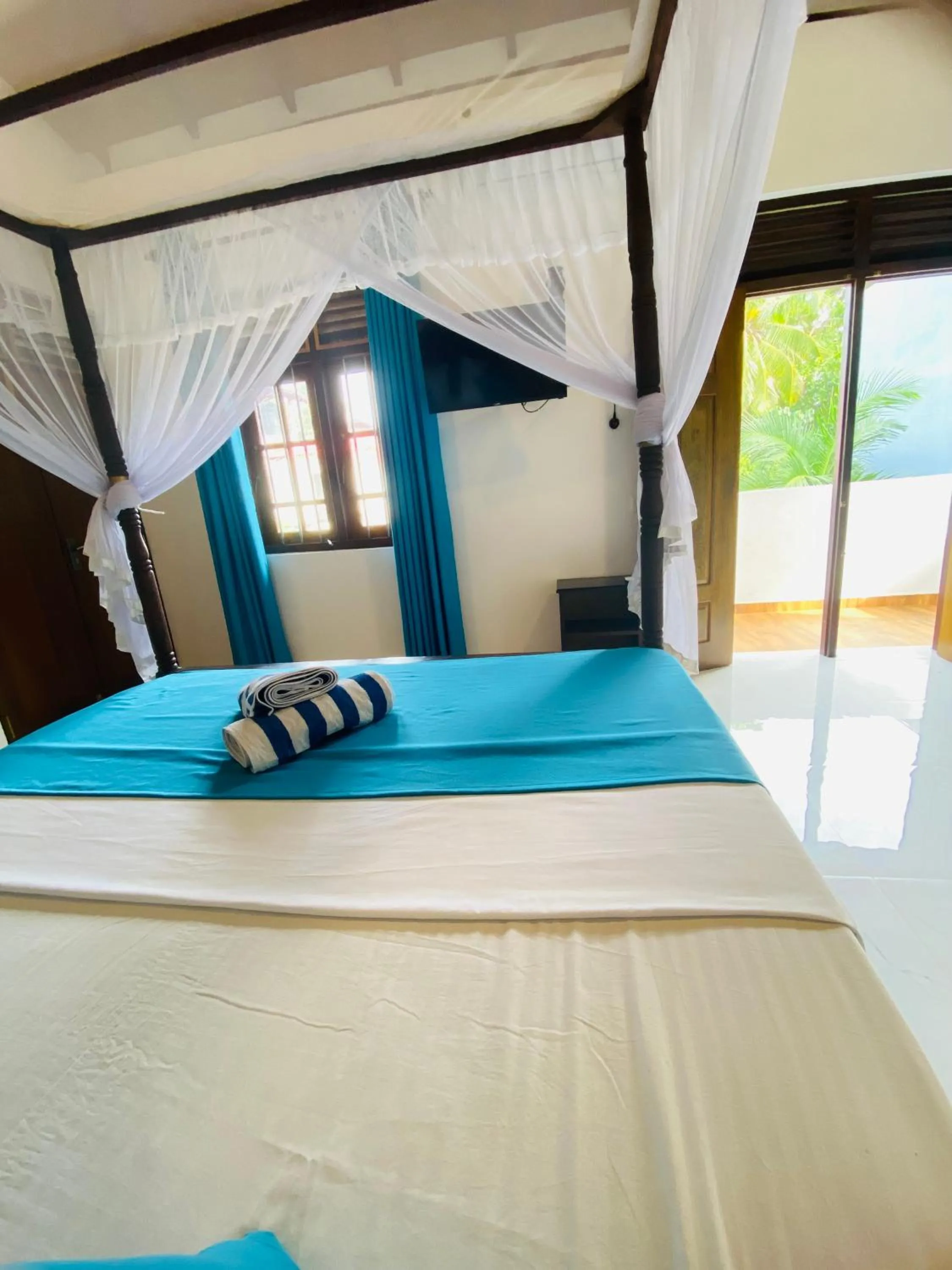 Balcony/Terrace, Bed in Mama's Palace Hiriketiya