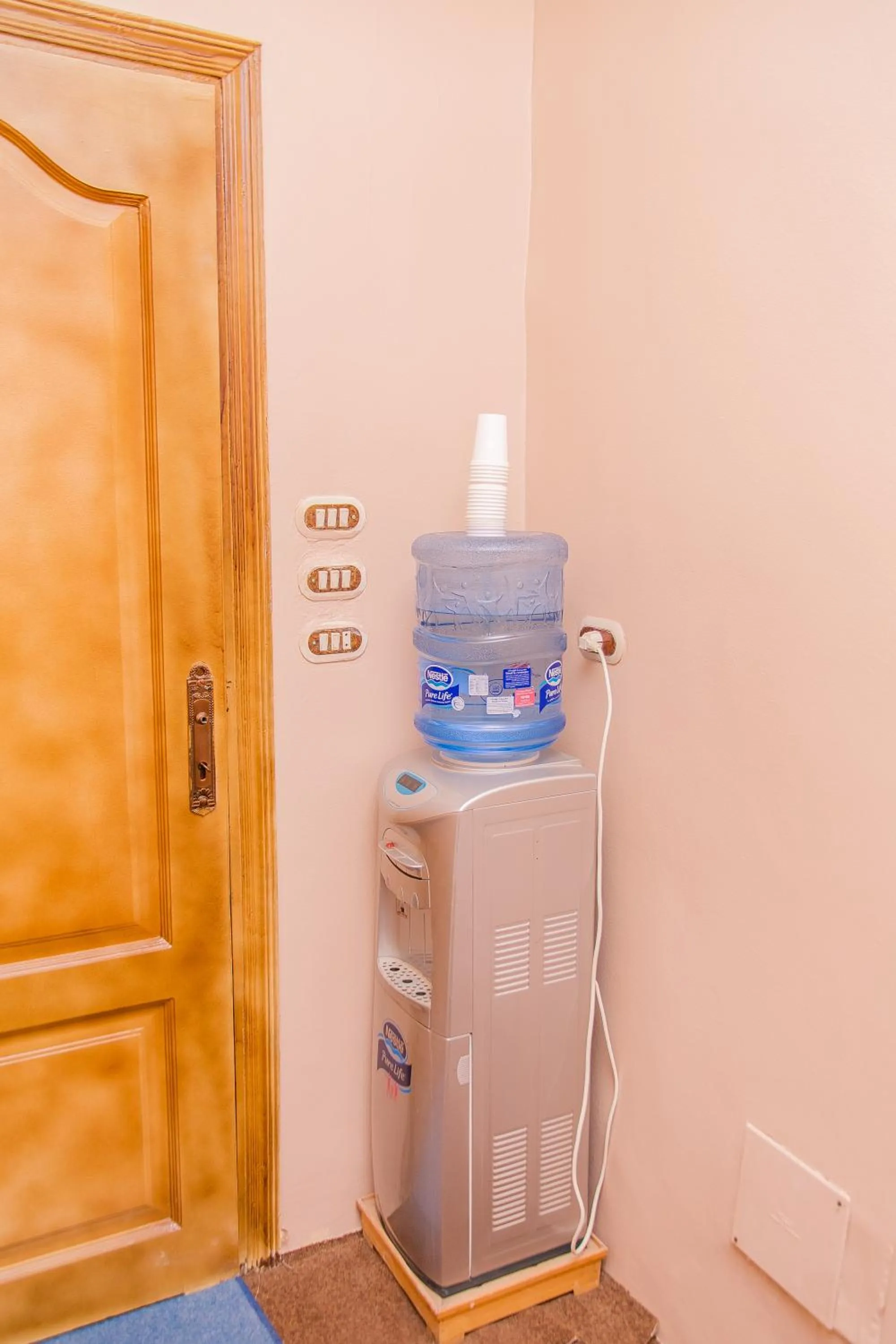 Coffee/tea facilities in Guardian Guest House