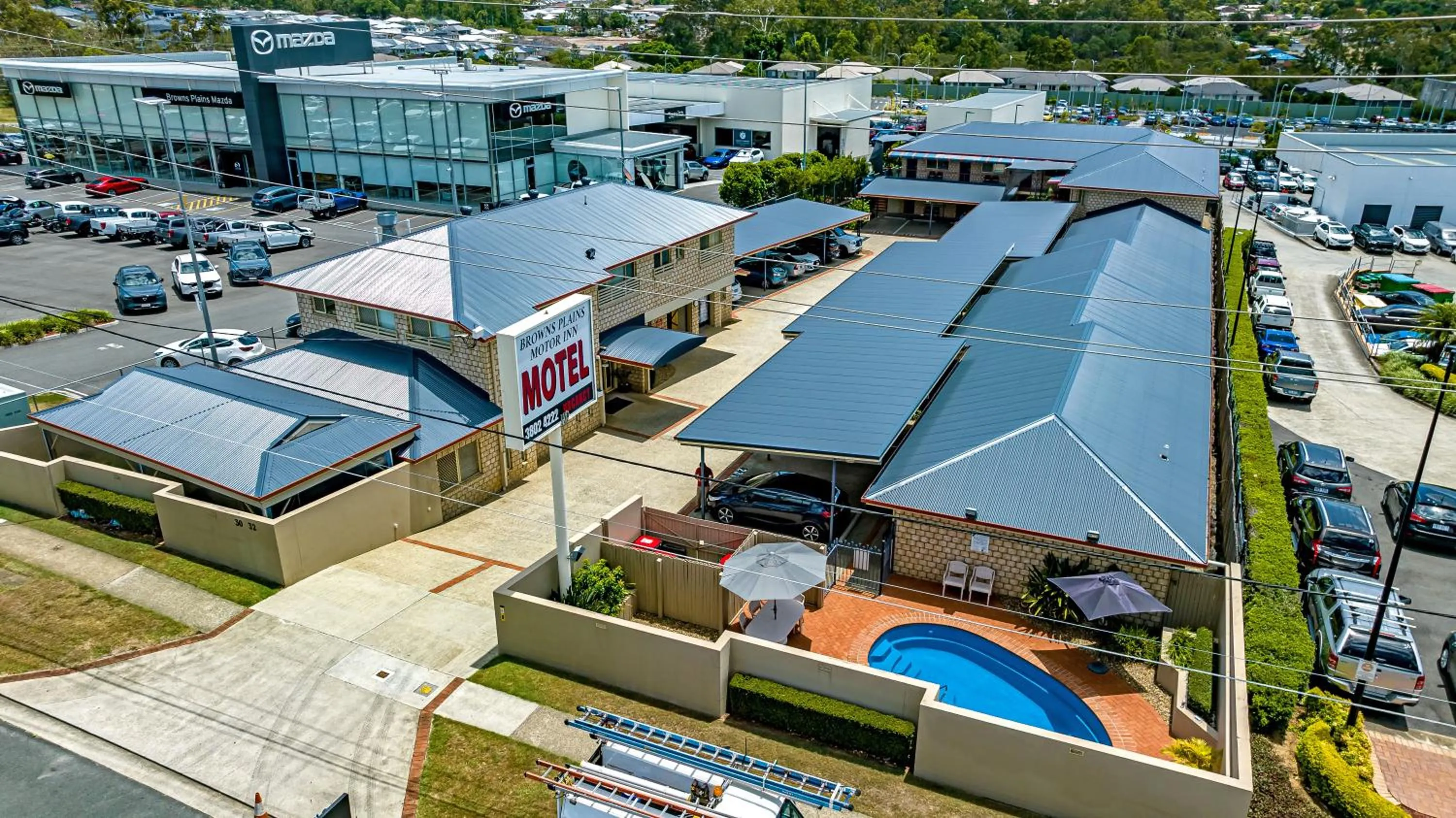 Property building in Browns Plains Motor Inn