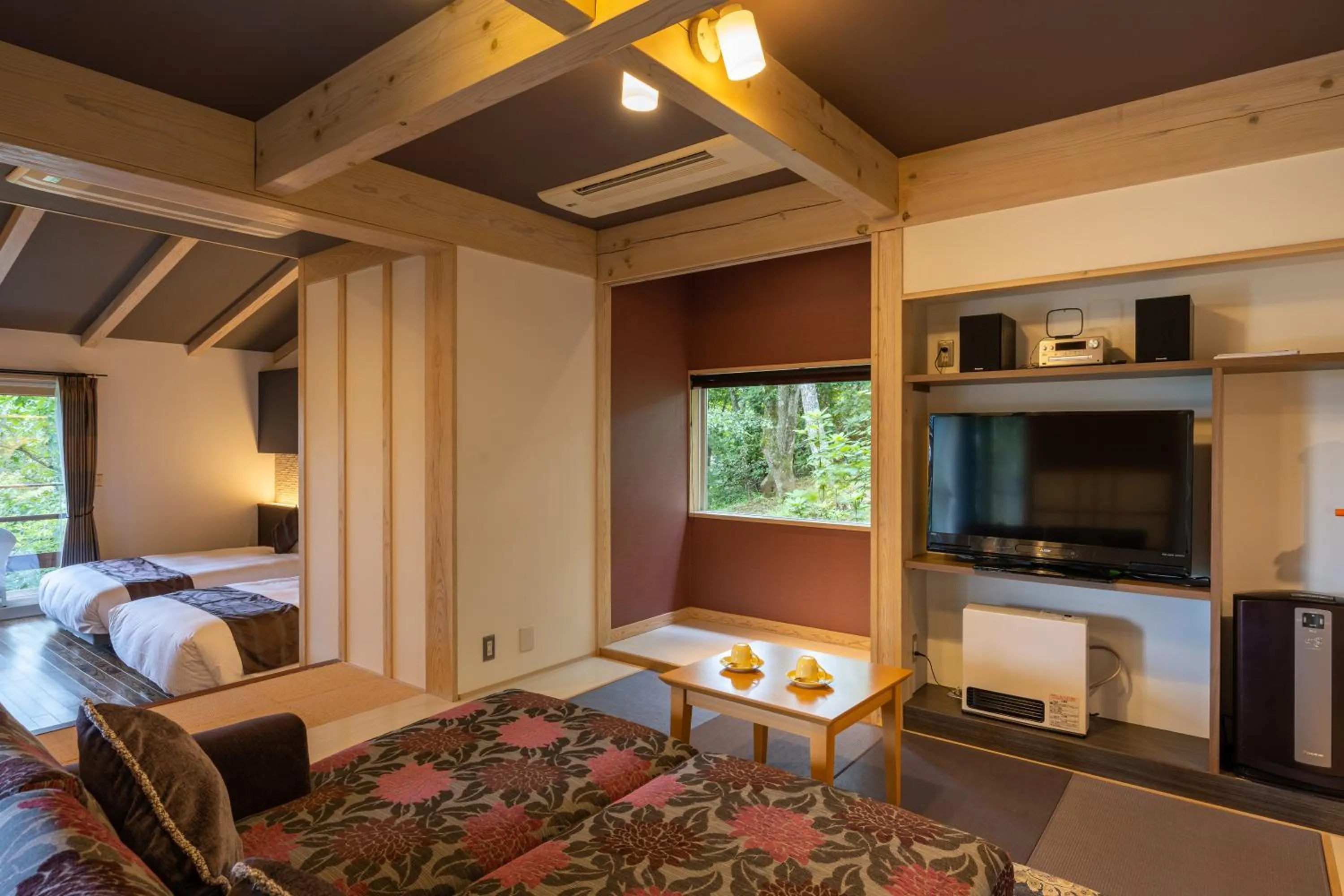 Bed in Kusayane no yado Ryunohige