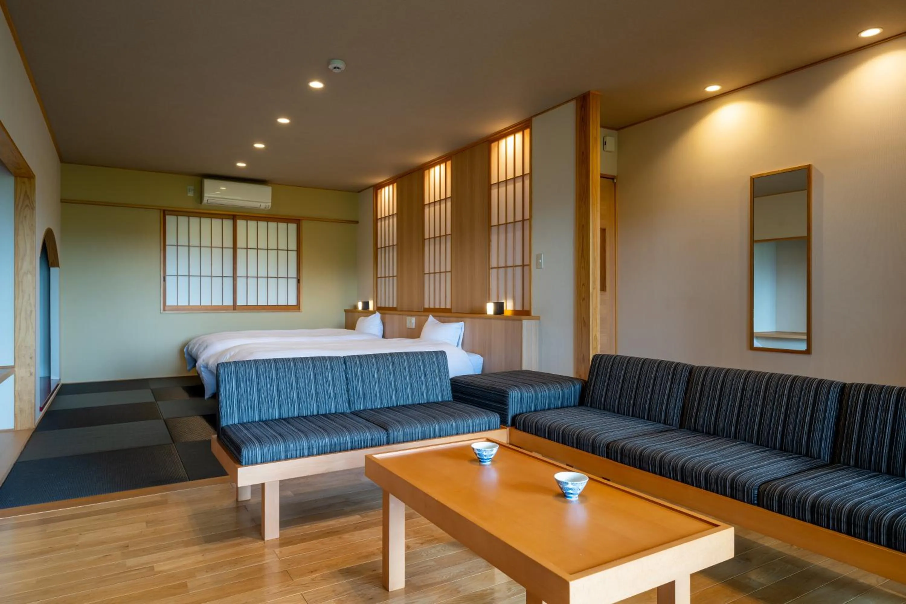 Living room in Kusayane no yado Ryunohige