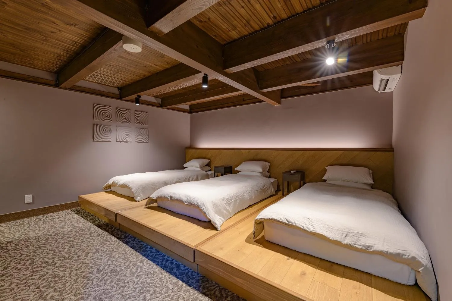 Bedroom, Bed in Nihon-no-Ashitaba
