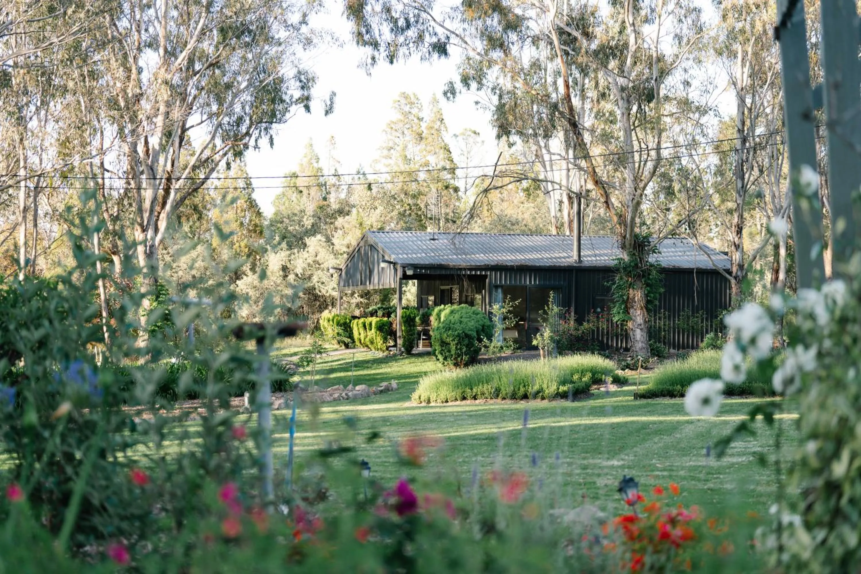 Granite Gardens Cottages & Lake Retreat