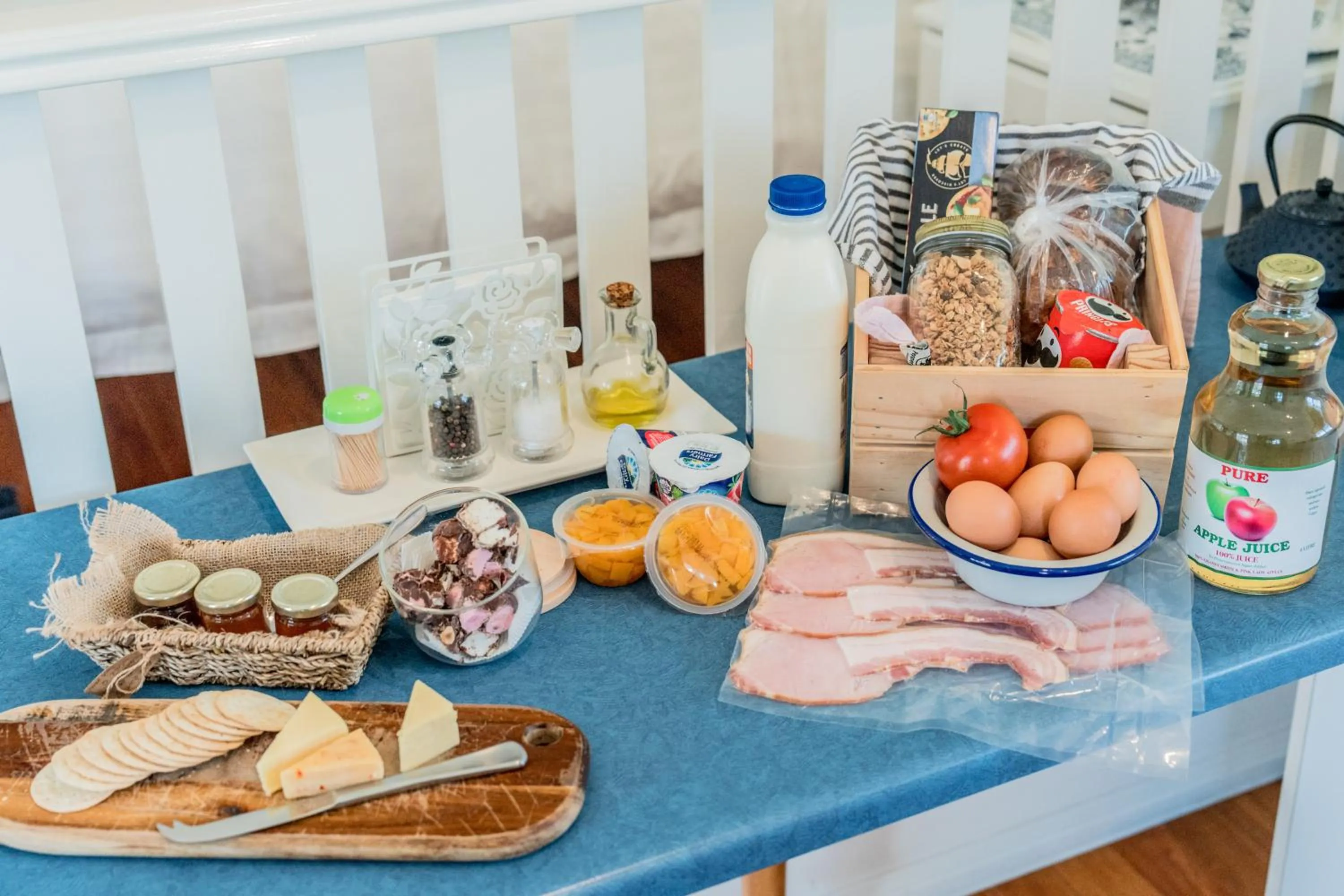 Granite Gardens Cottages & Lake Retreat