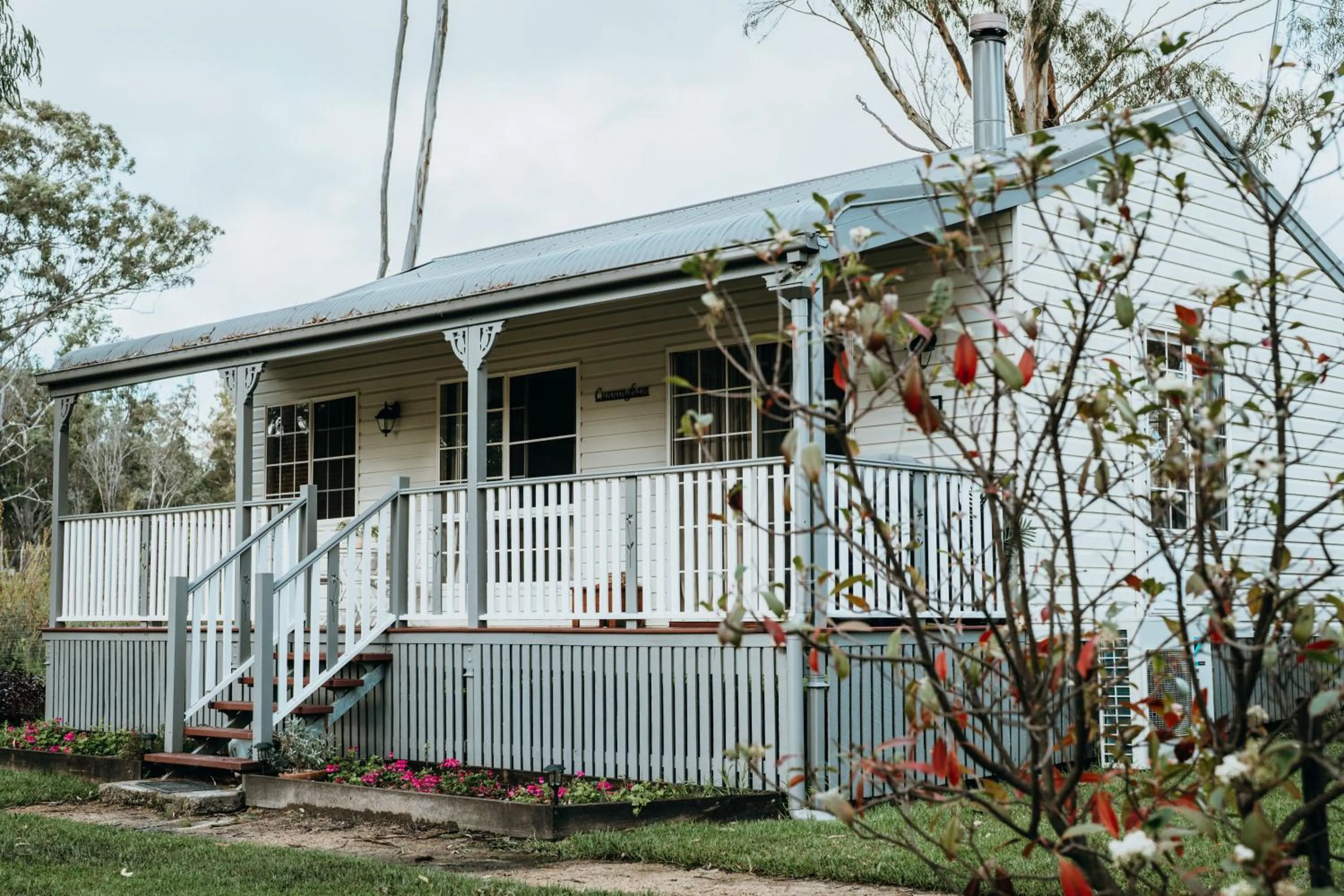 Granite Gardens Cottages & Lake Retreat