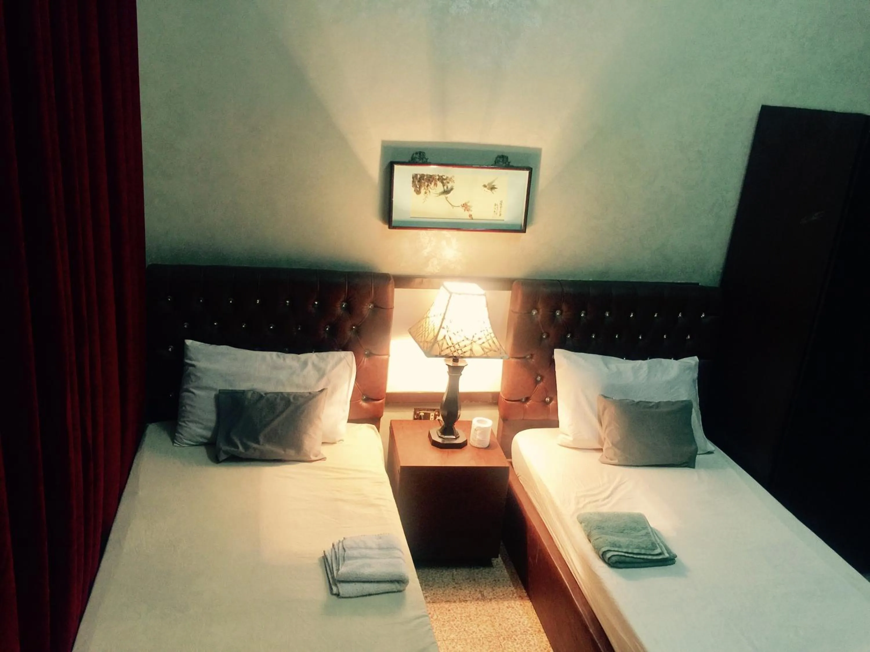 Comfort Twin Room in Nobel Hotel