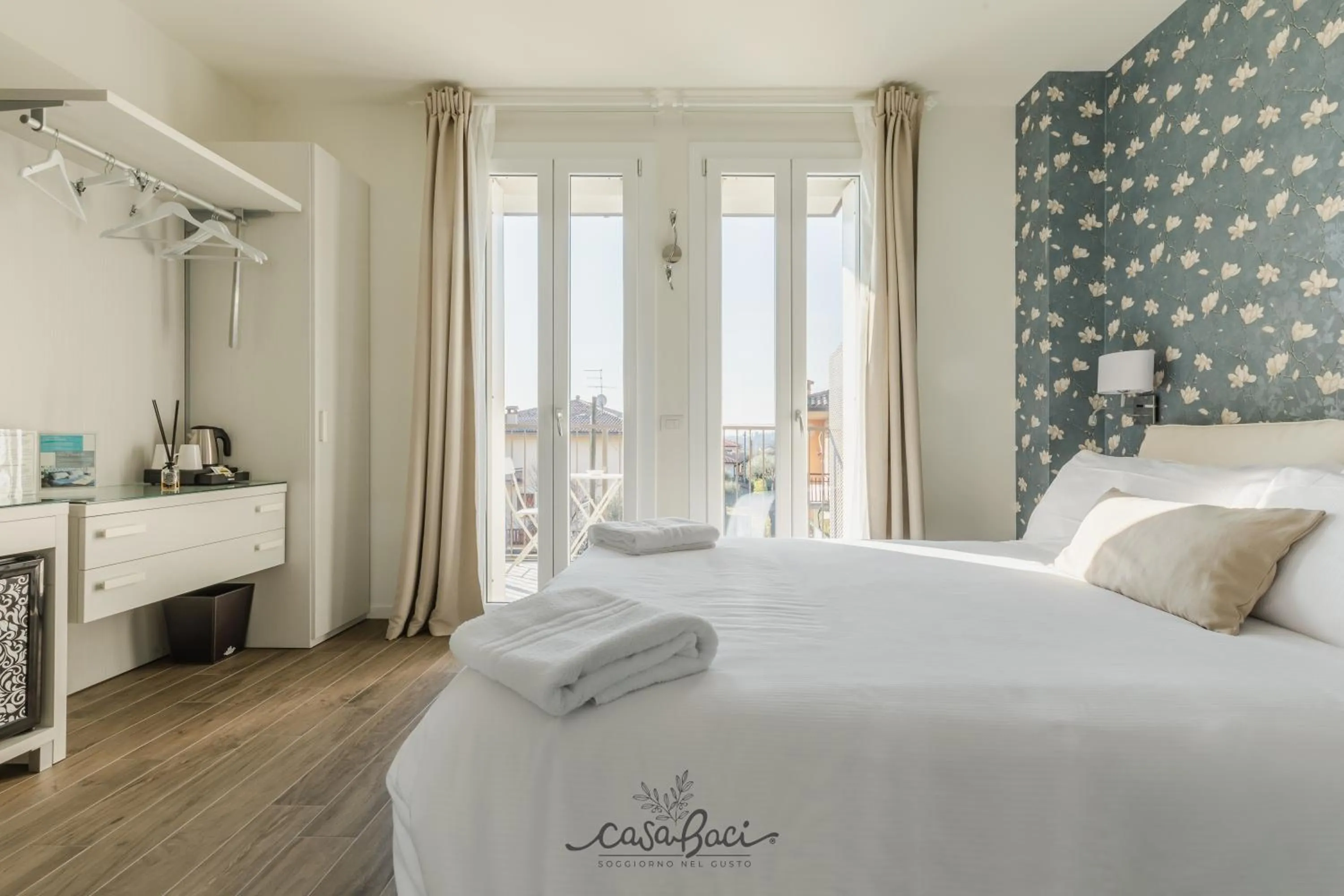 Photo of the whole room, Bed in CASA BACI - Soggiorno nel Gusto