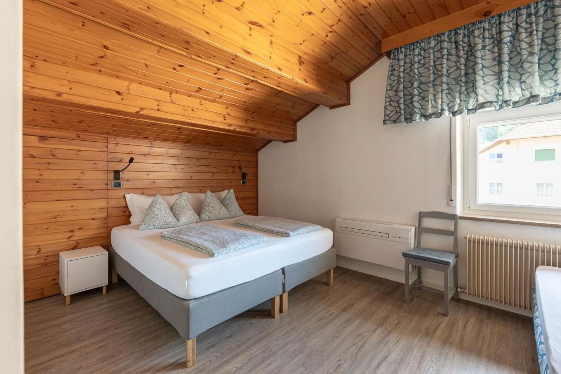 Bedroom, Bed in Gasthof Salurn