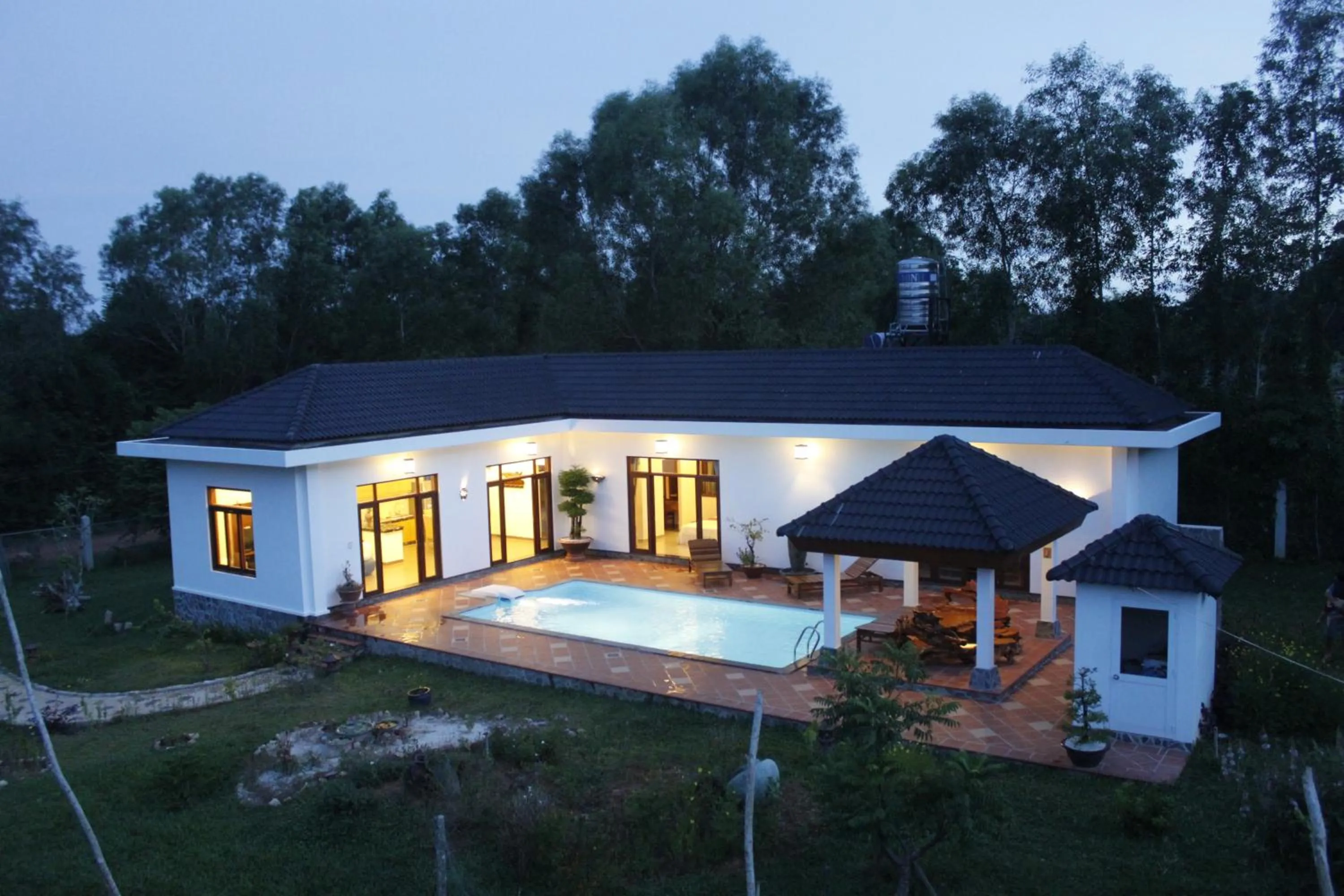 Swimming pool in Phu Quoc Private Villa