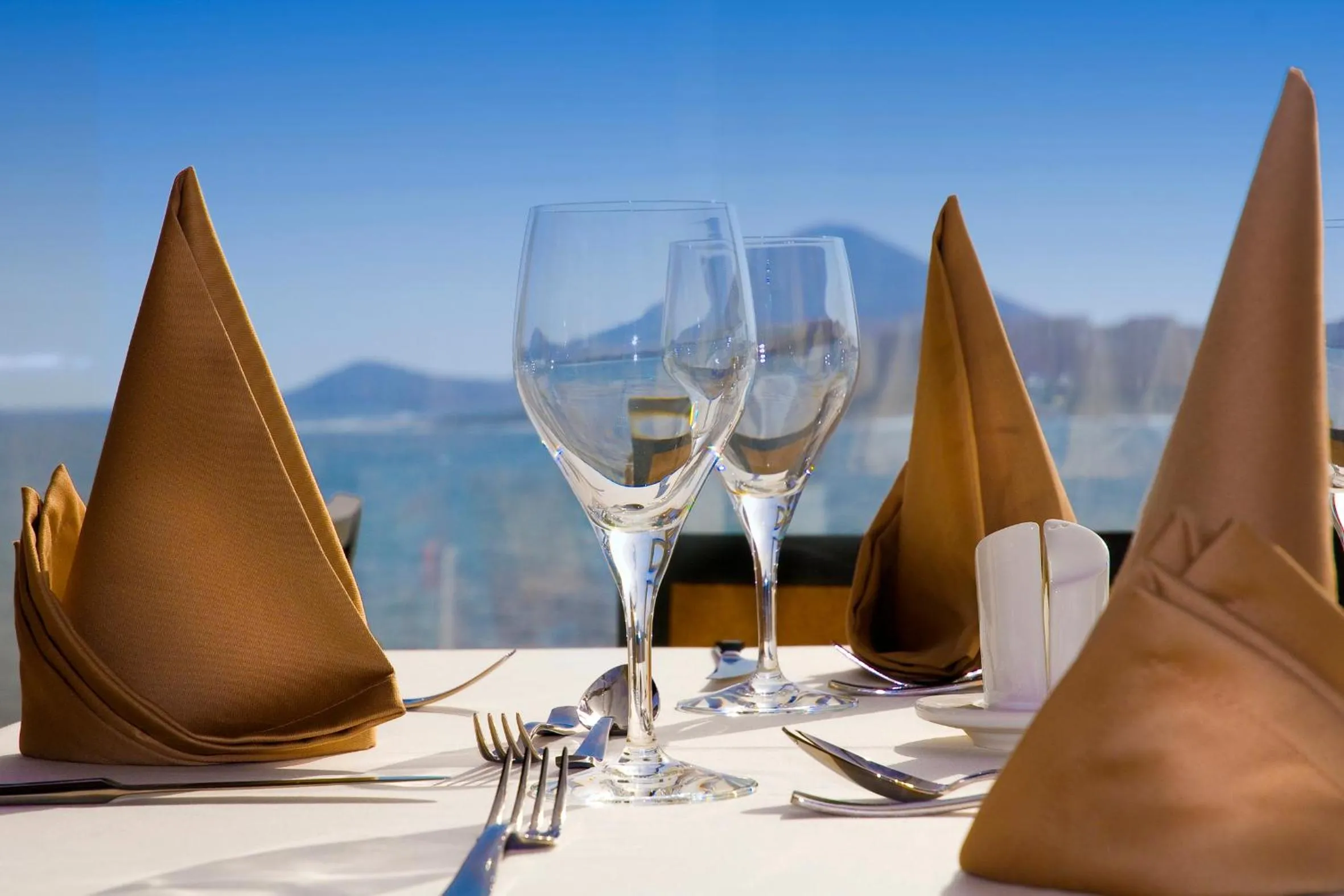 Restaurant/places to eat in Kn Hotel Arenas del Mar Adults Only