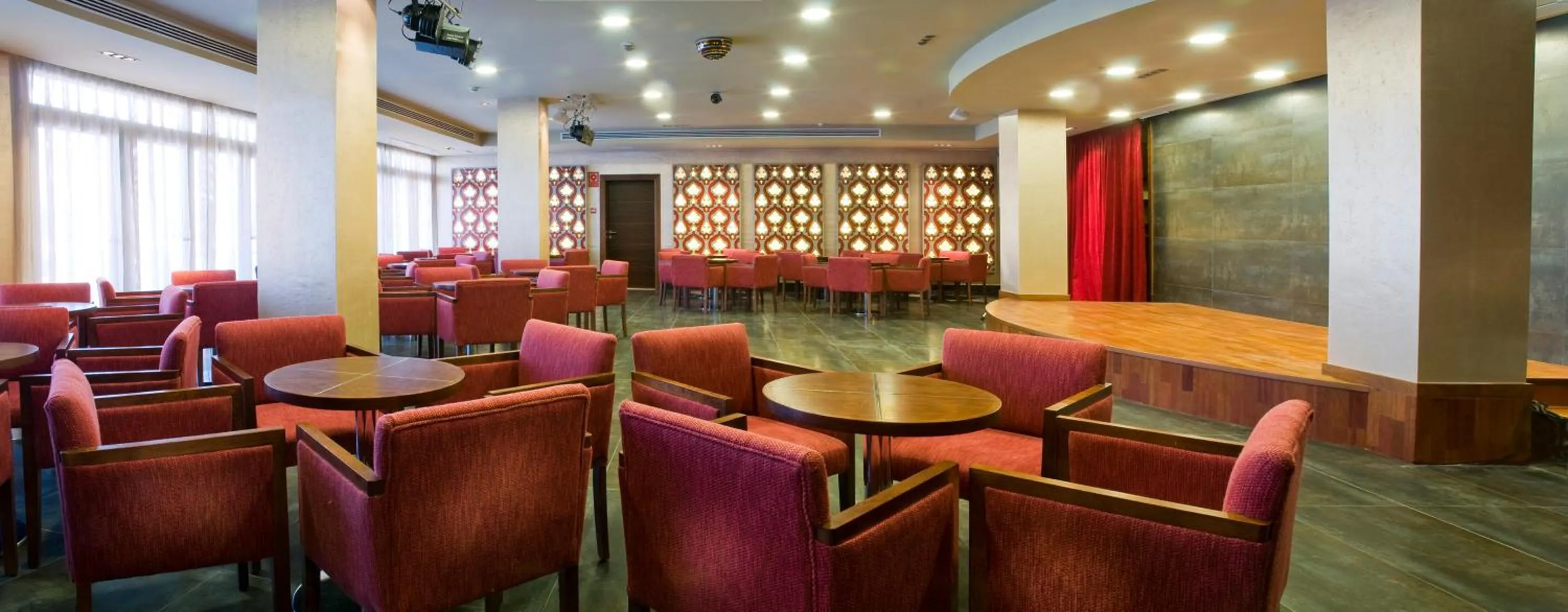 Lounge or bar in Kn Hotel Arenas del Mar Adults Only