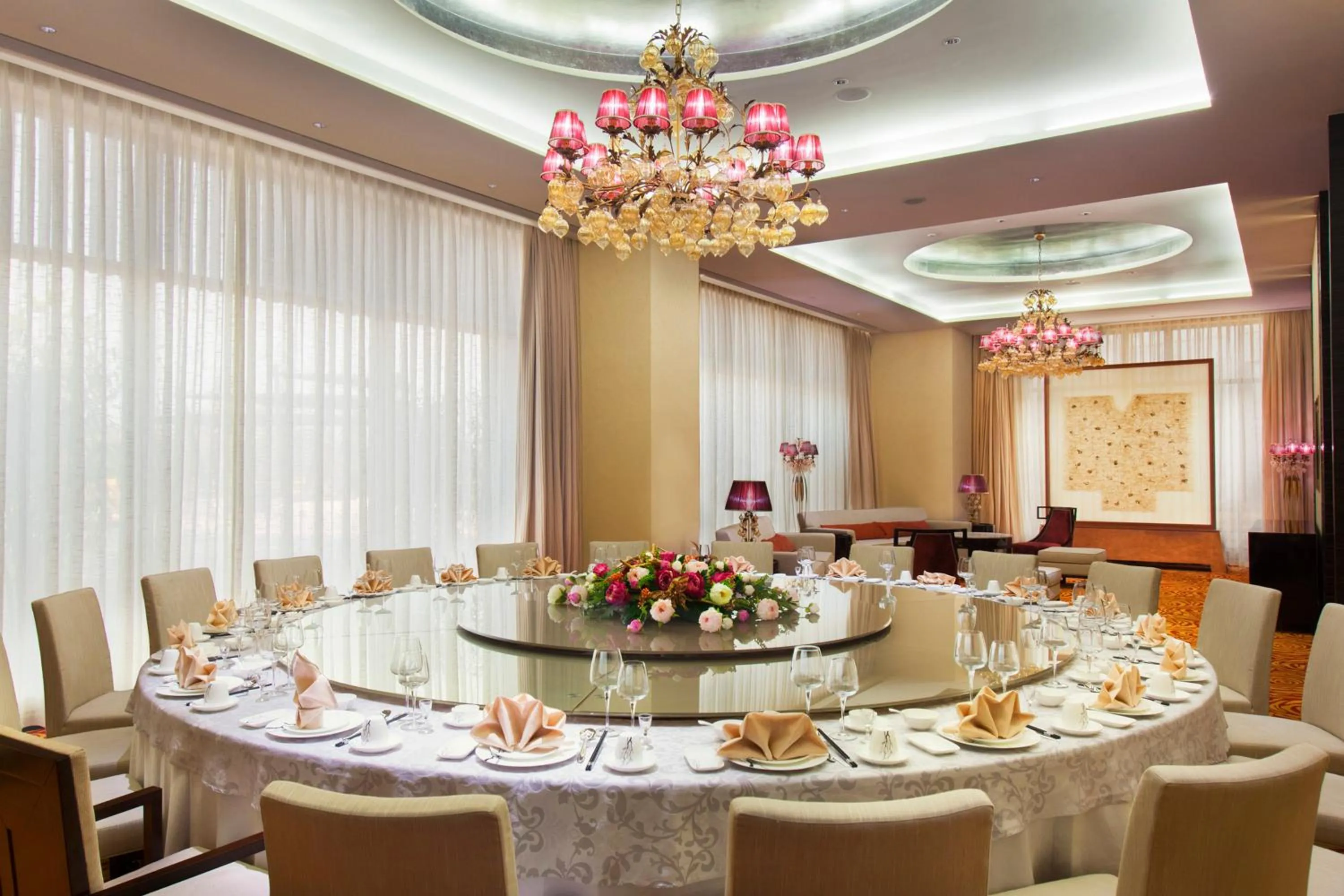 Restaurant/places to eat in Holiday Inn Nanyang by IHG