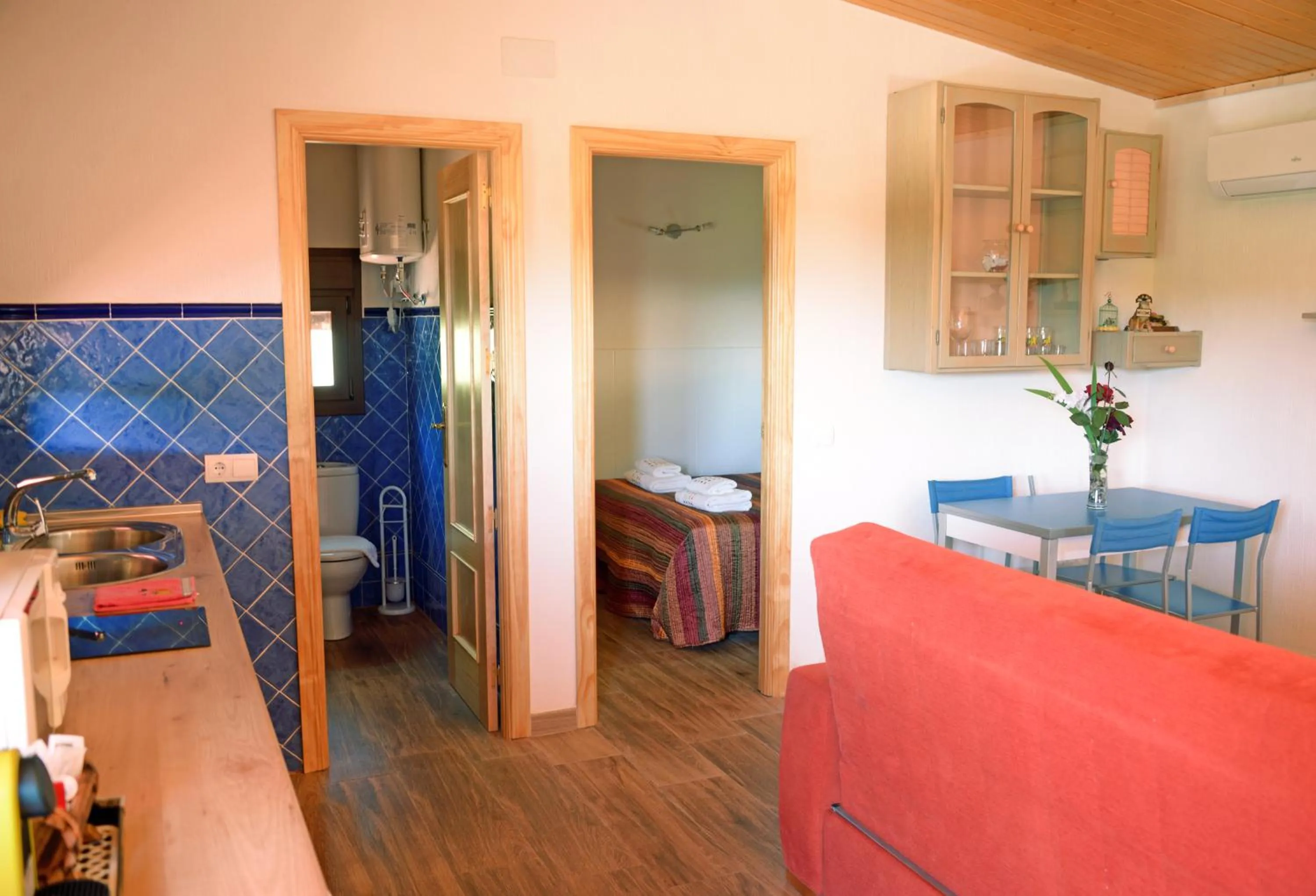 TV and multimedia in El Retiro de Ceubia by RetiroRural